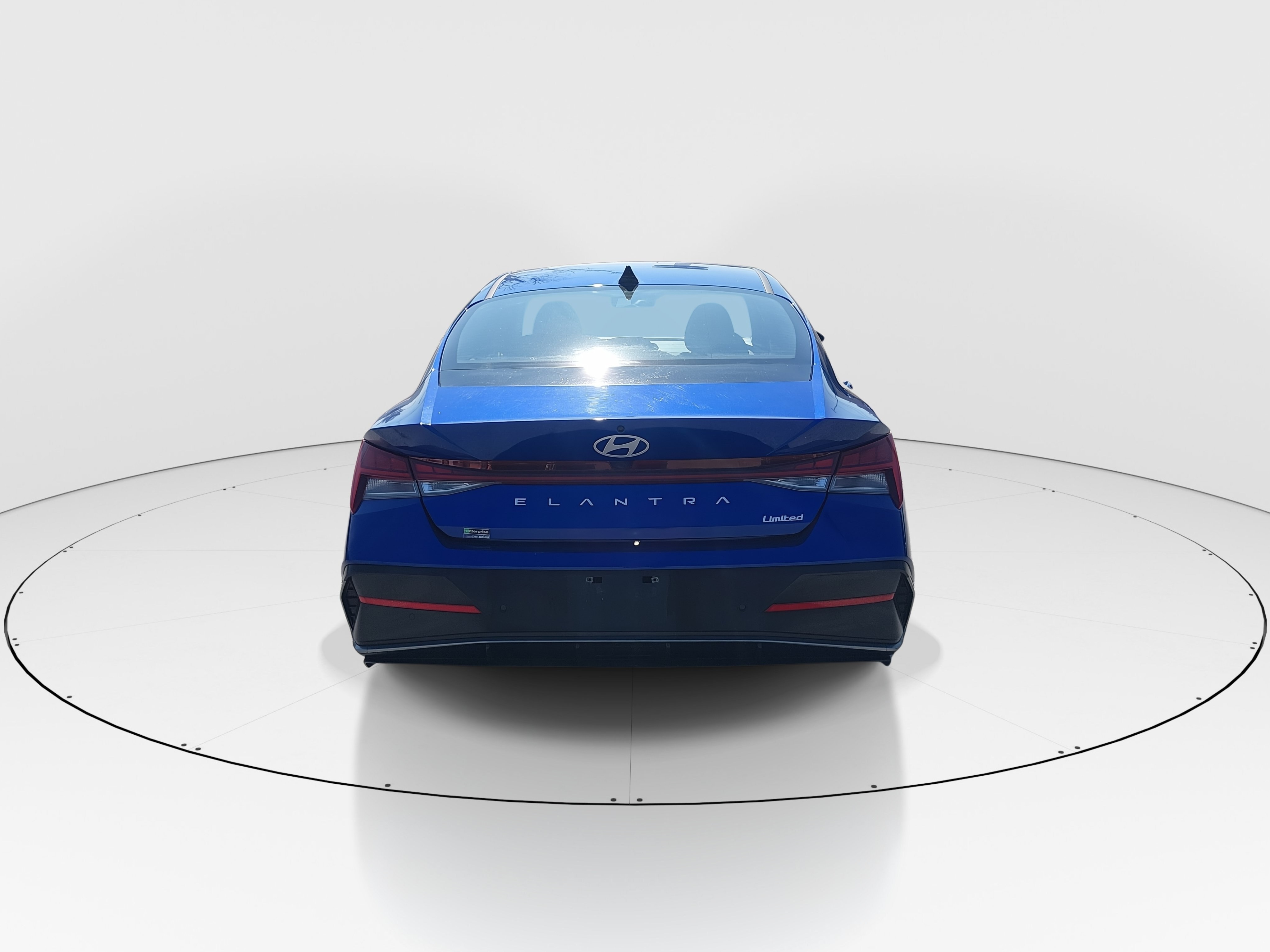 2024 Hyundai Elantra Limited - Photo 6