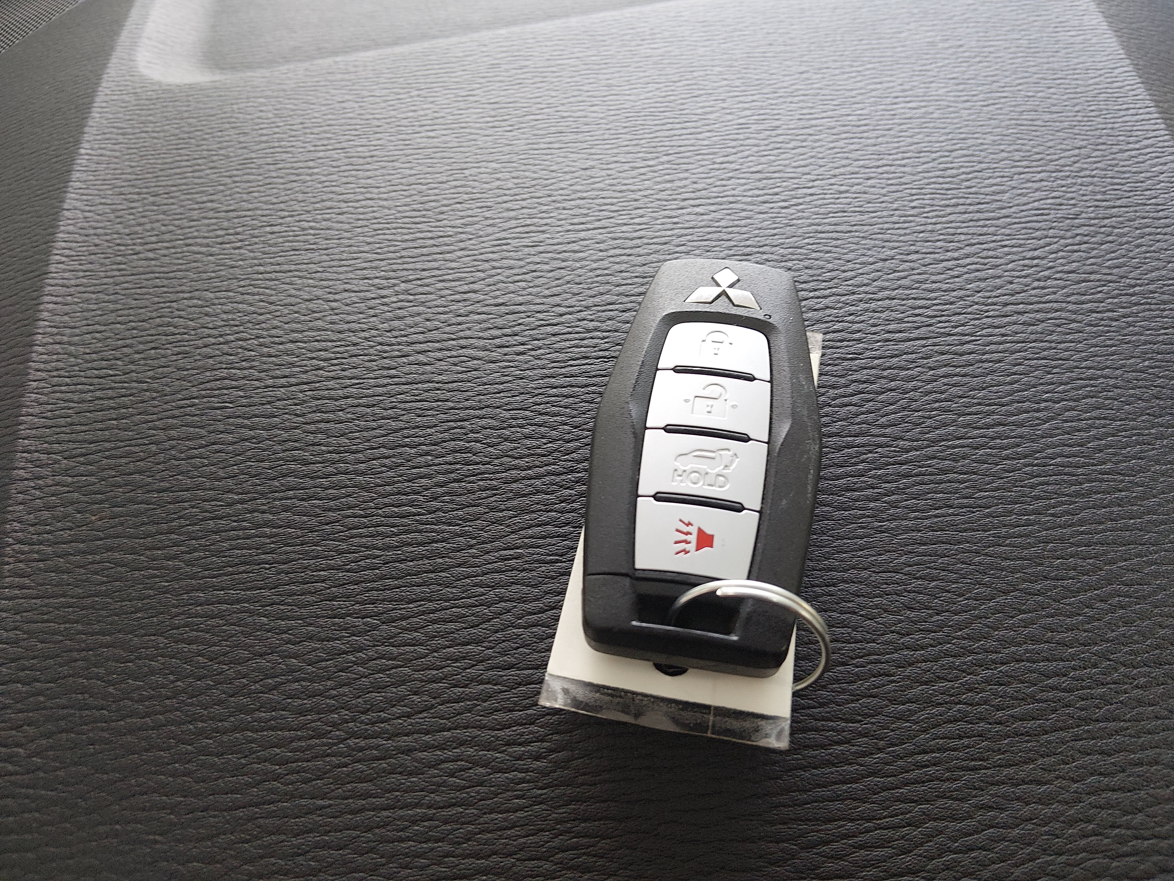 2024 Mitsubishi Outlander SE - Photo 15