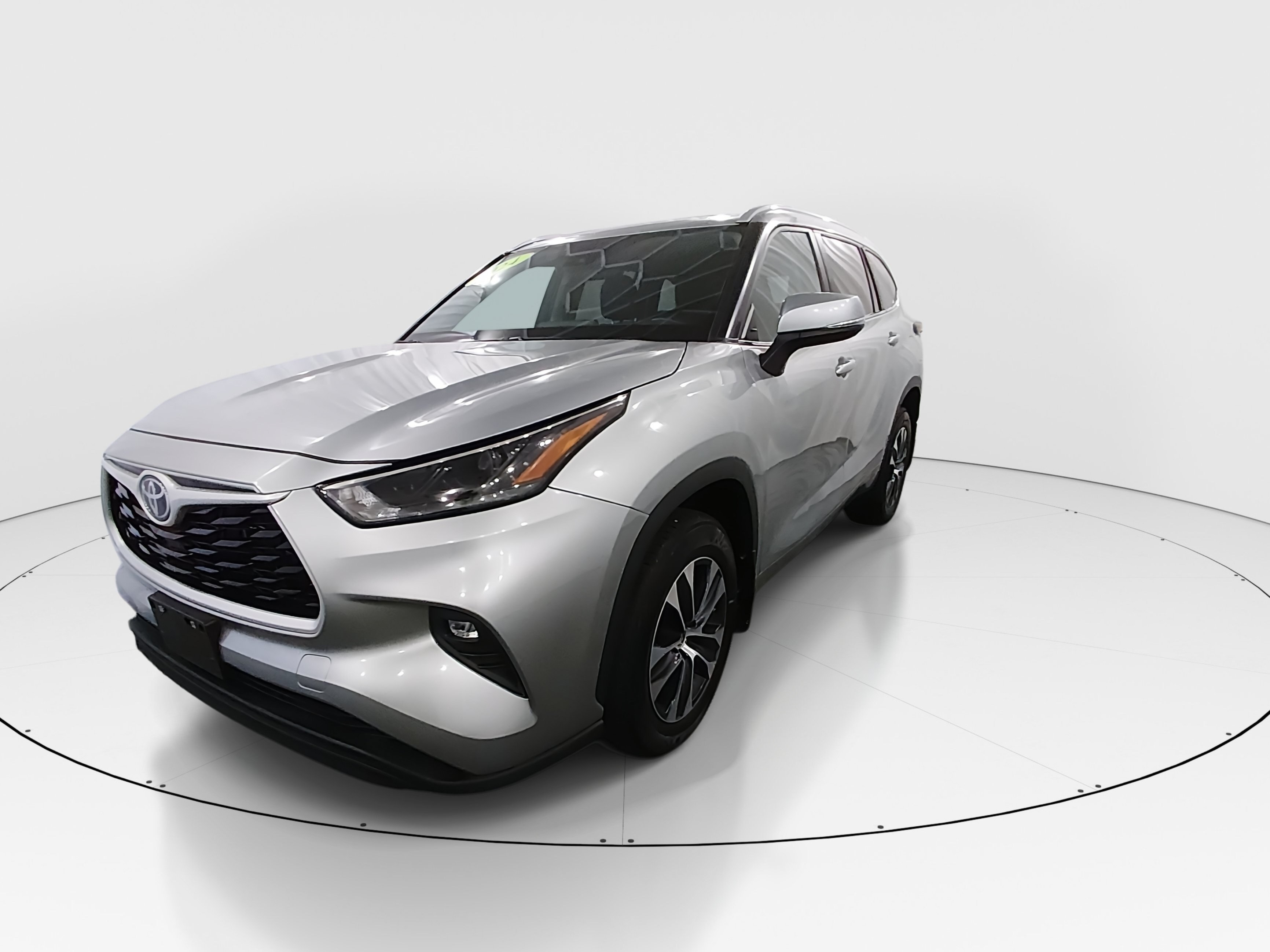 2024 Toyota Highlander XLE - Photo 3