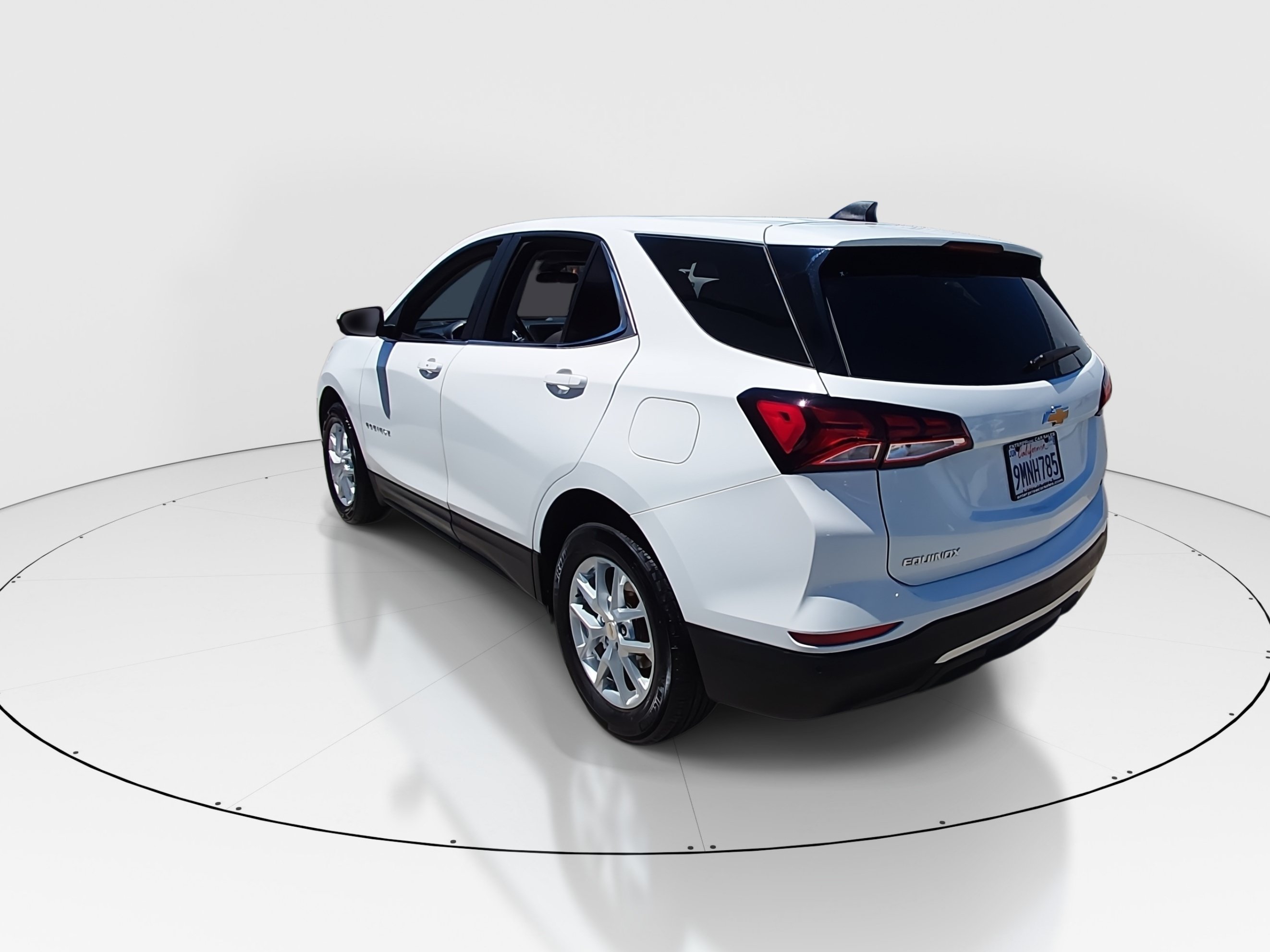 2024 Chevrolet Equinox LT - Photo 5