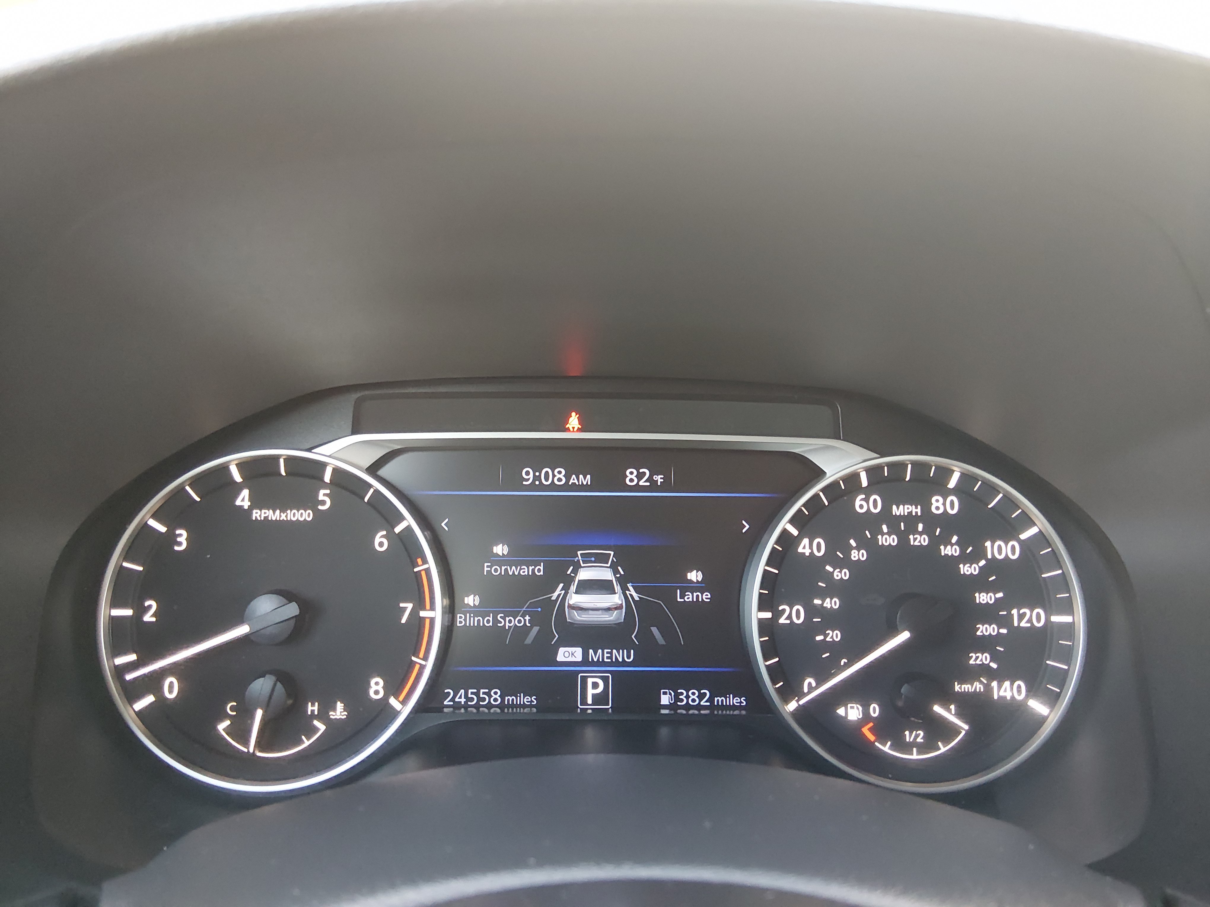 2025 Nissan Altima SV - Photo 14
