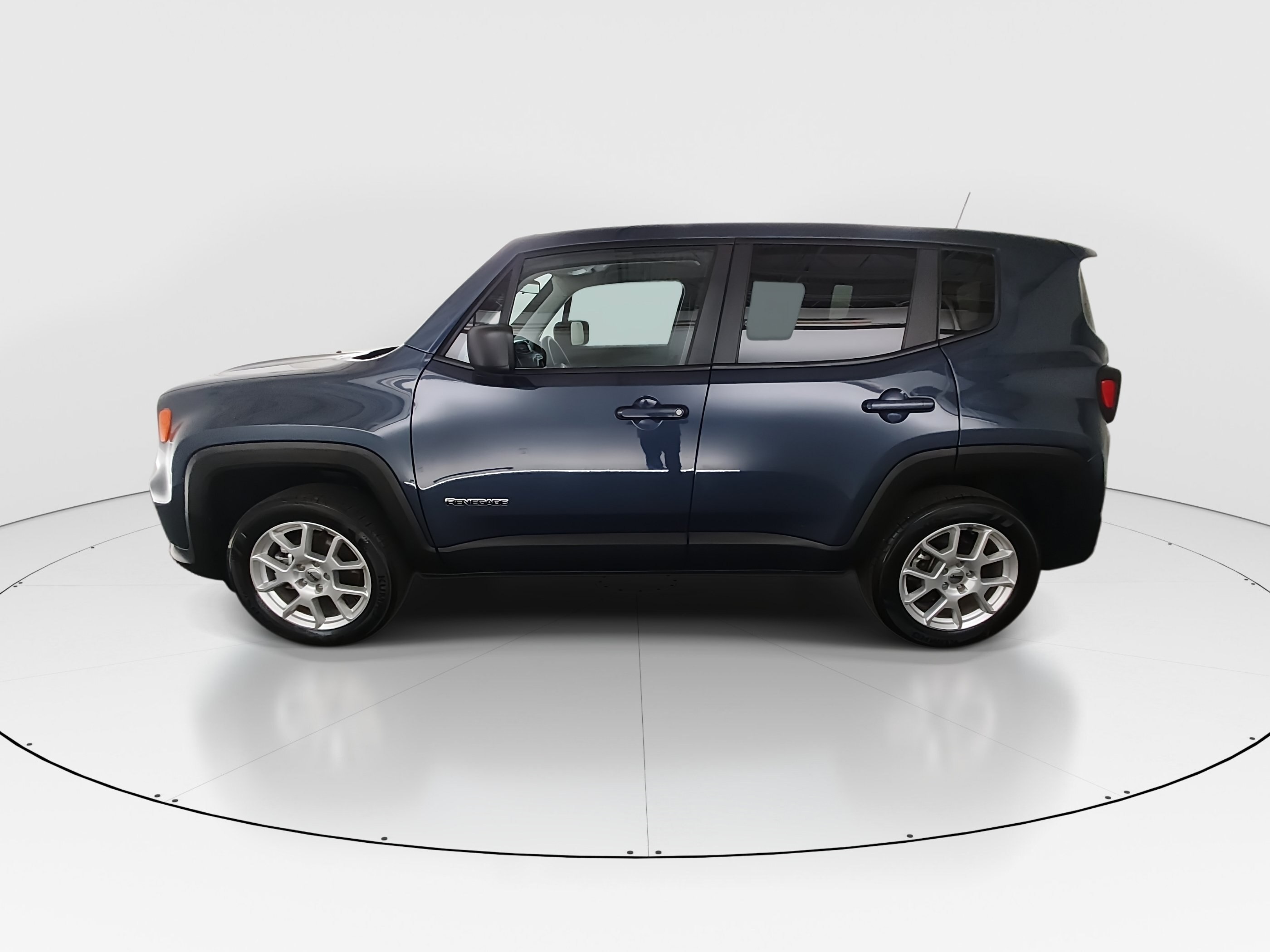2023 Jeep Renegade Latitude - Photo 4