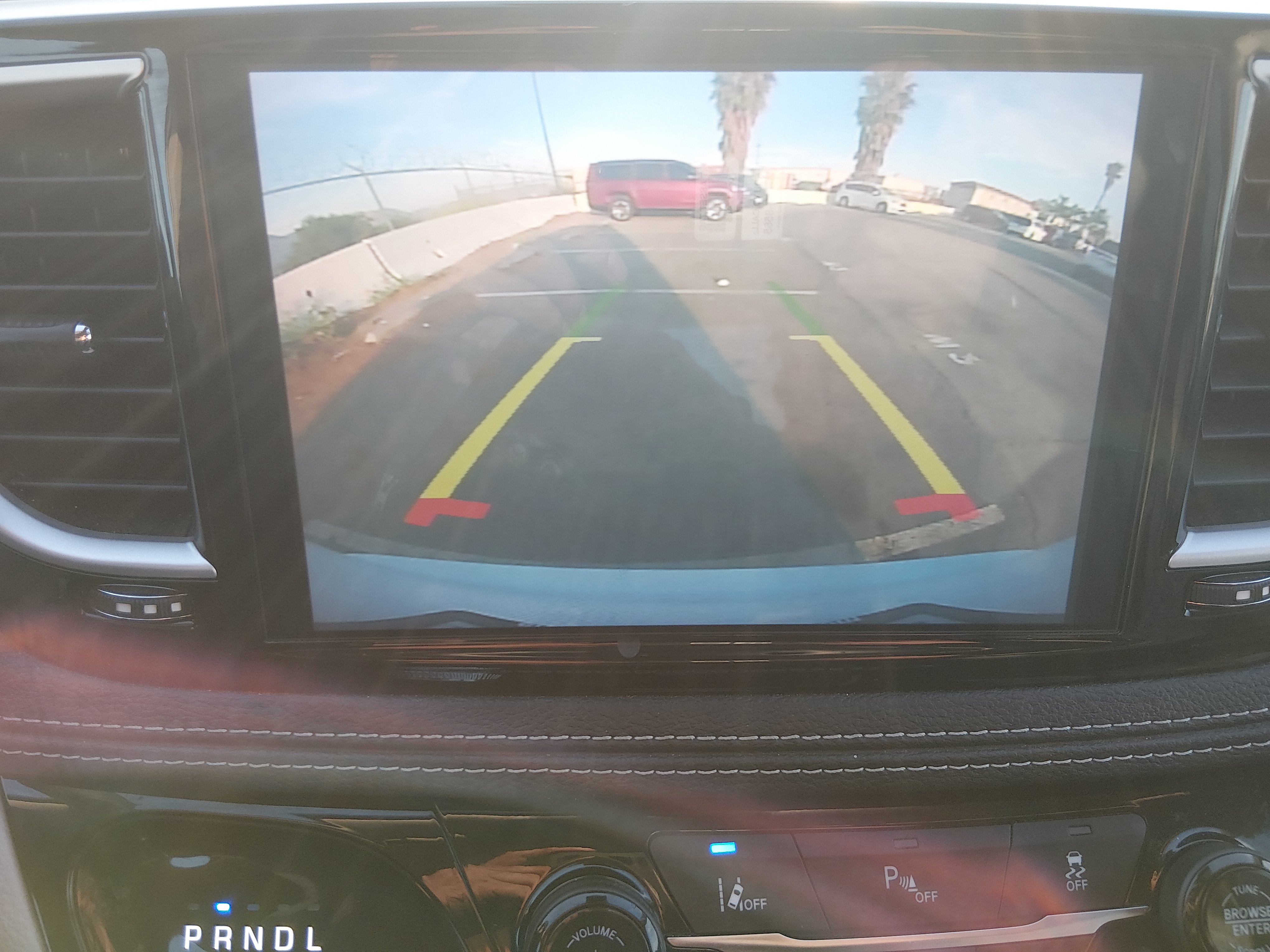 2023 Chrysler Pacifica Hybrid Touring L - Photo 17