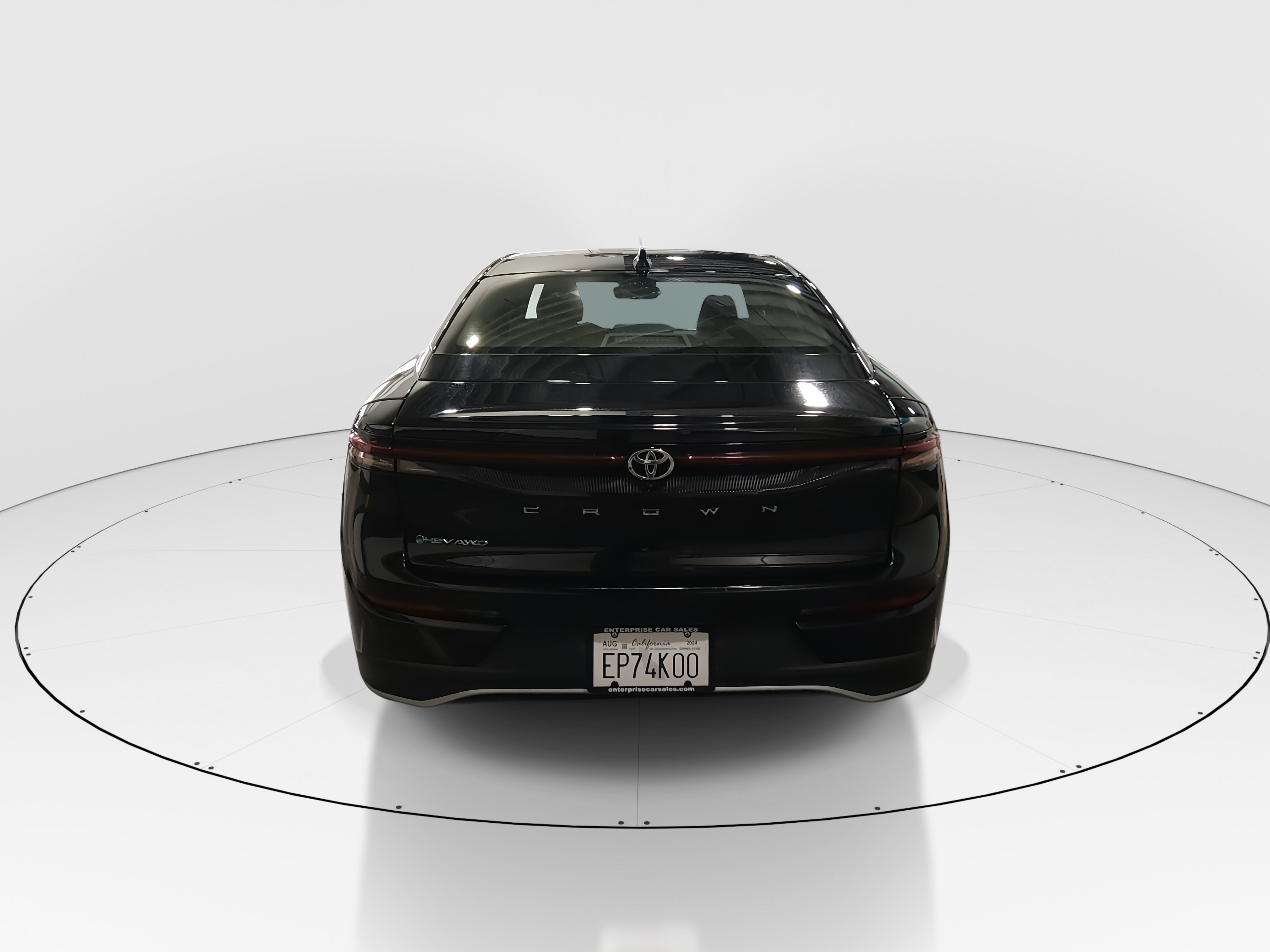 2024 Toyota Crown XLE - Photo 6