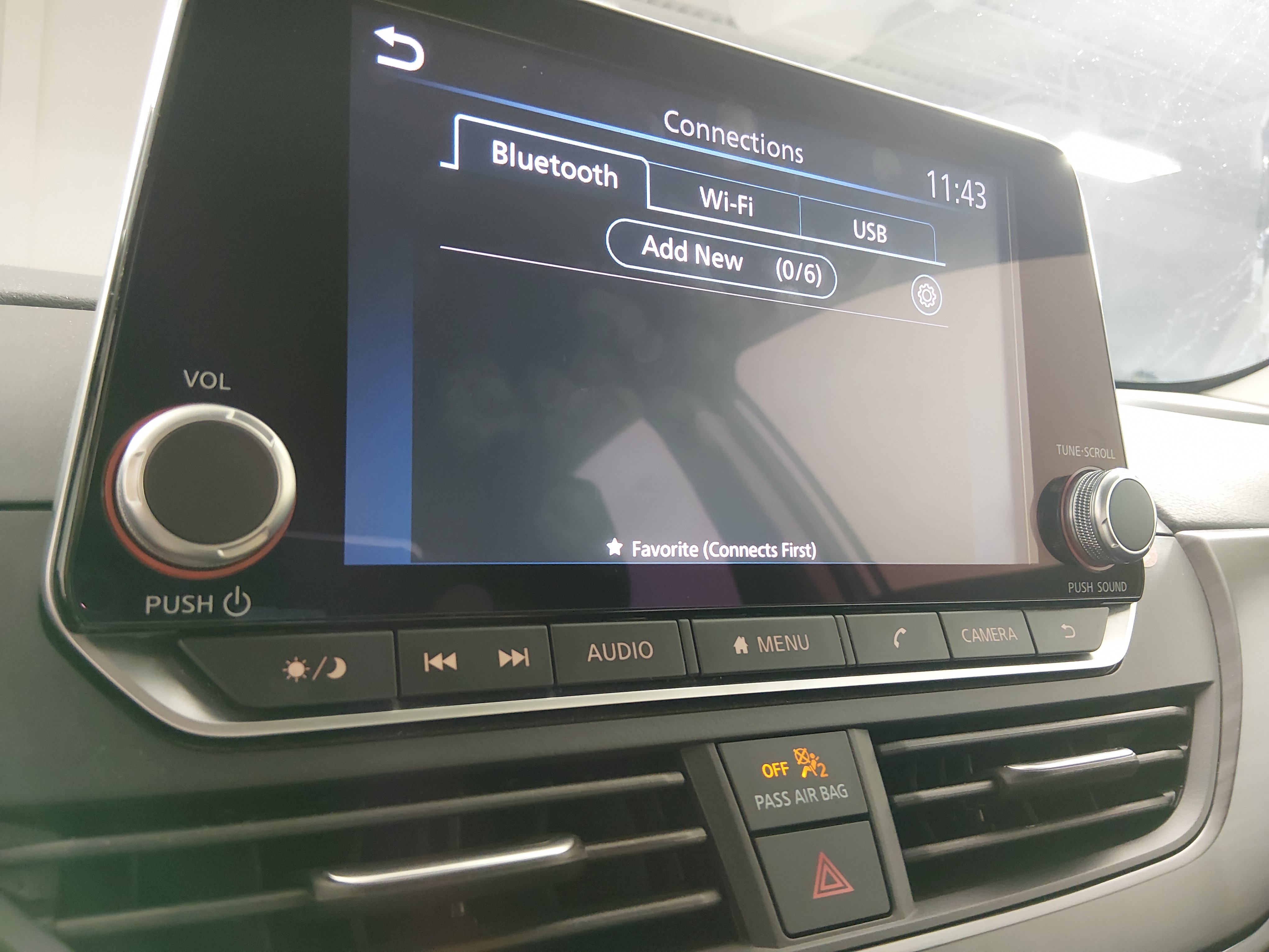 2025 Nissan Altima SV - Photo 17