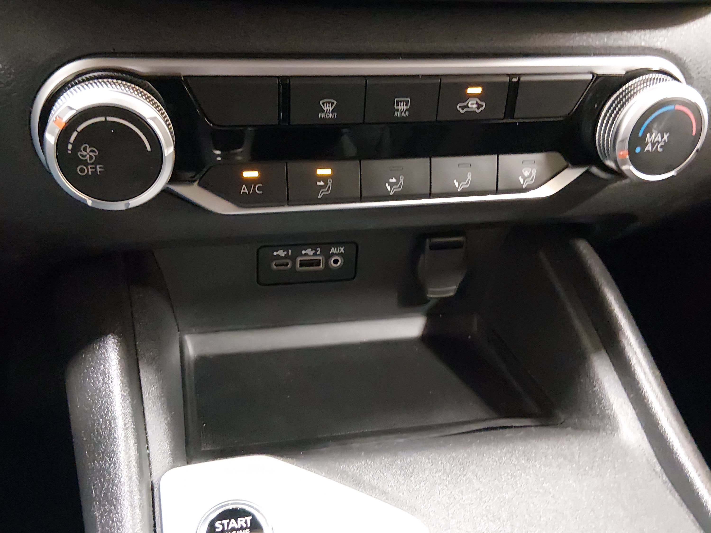 2025 Nissan Altima SV - Photo 18