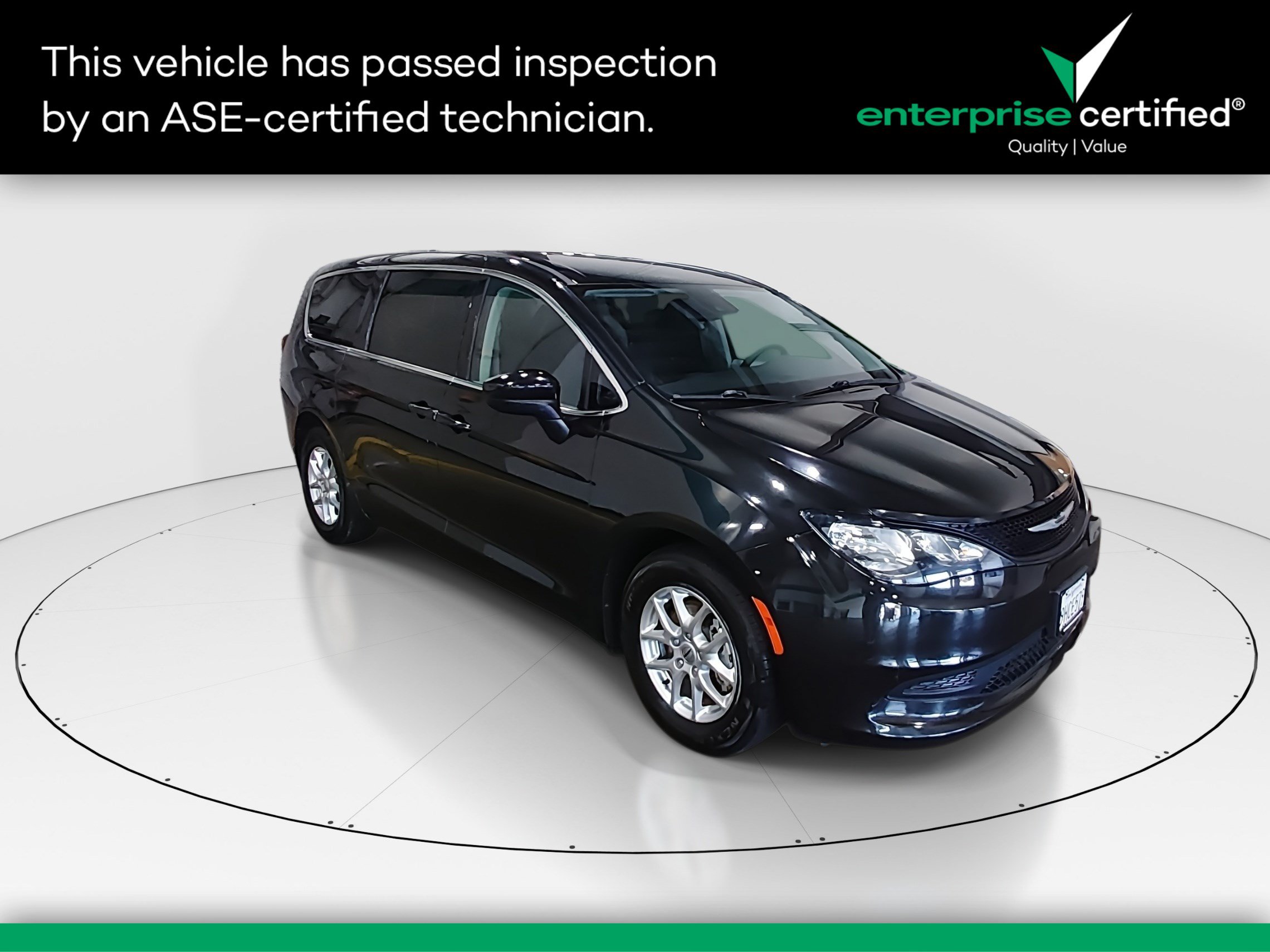 2023 Chrysler Voyager LX