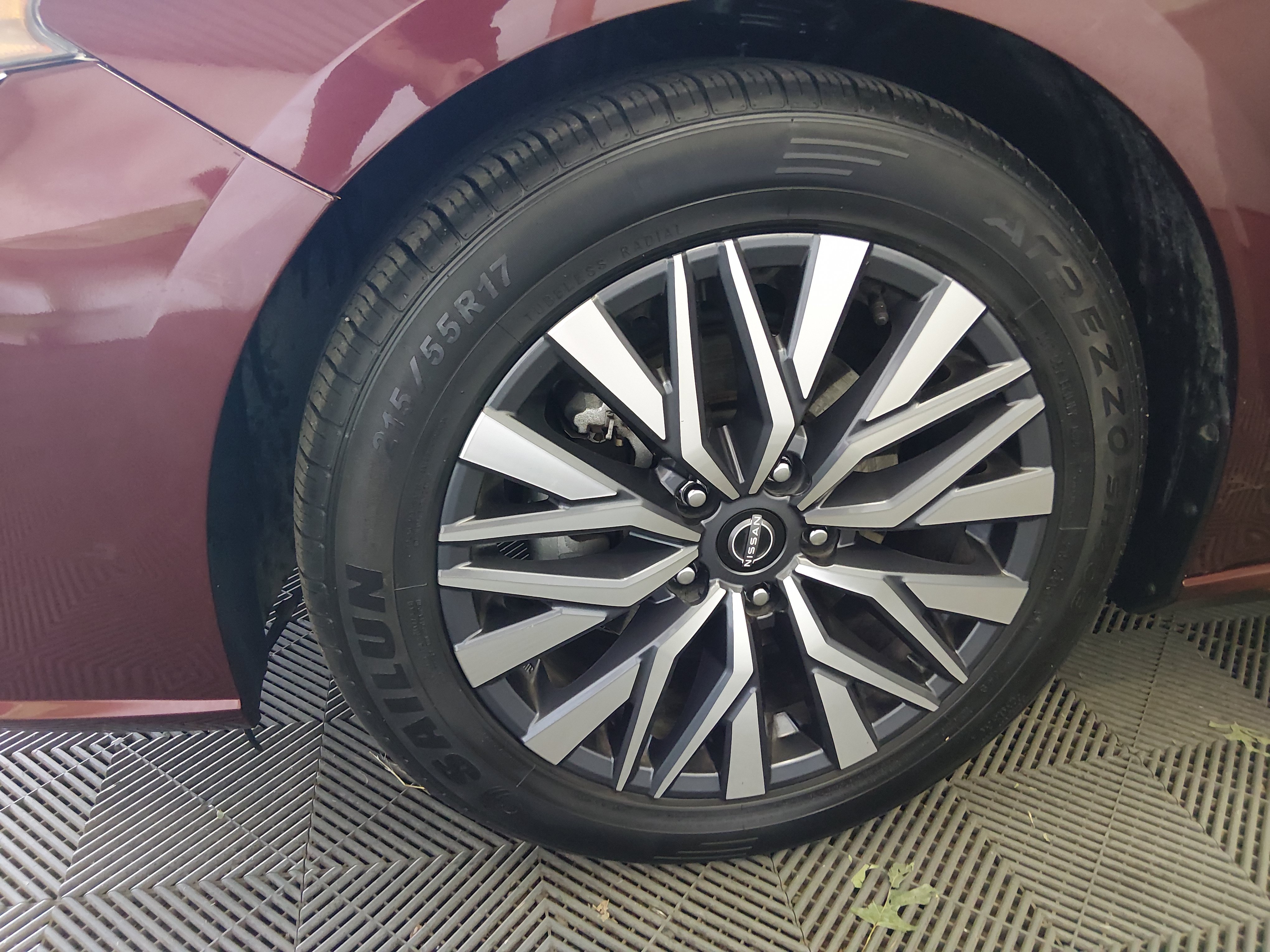 2023 Nissan Altima SV - Photo 10