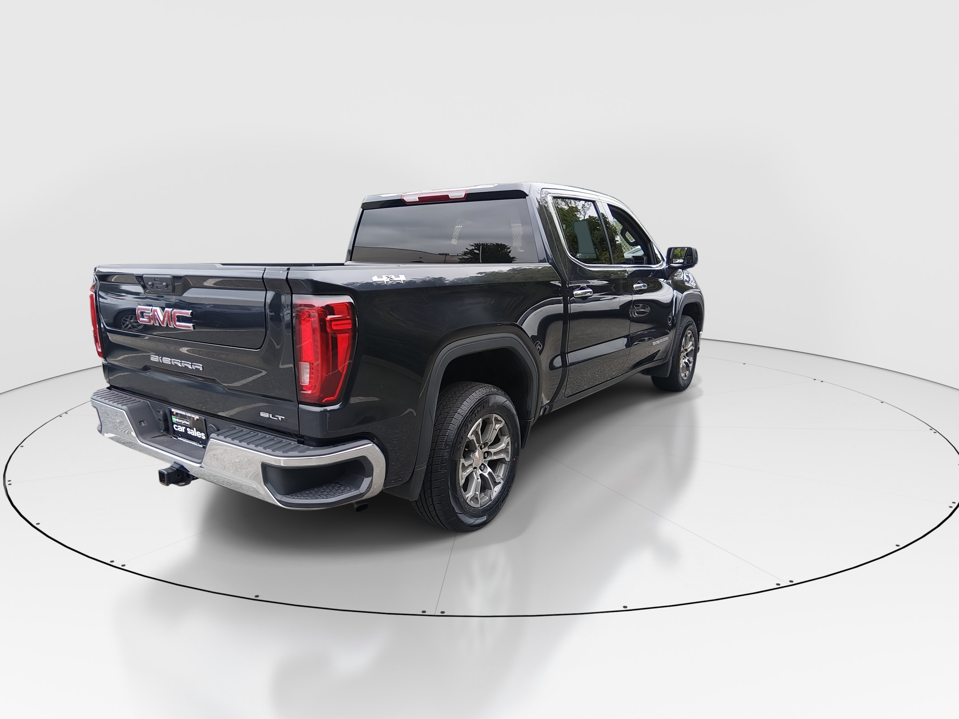 2025 GMC Sierra 1500 SLT - Photo 7