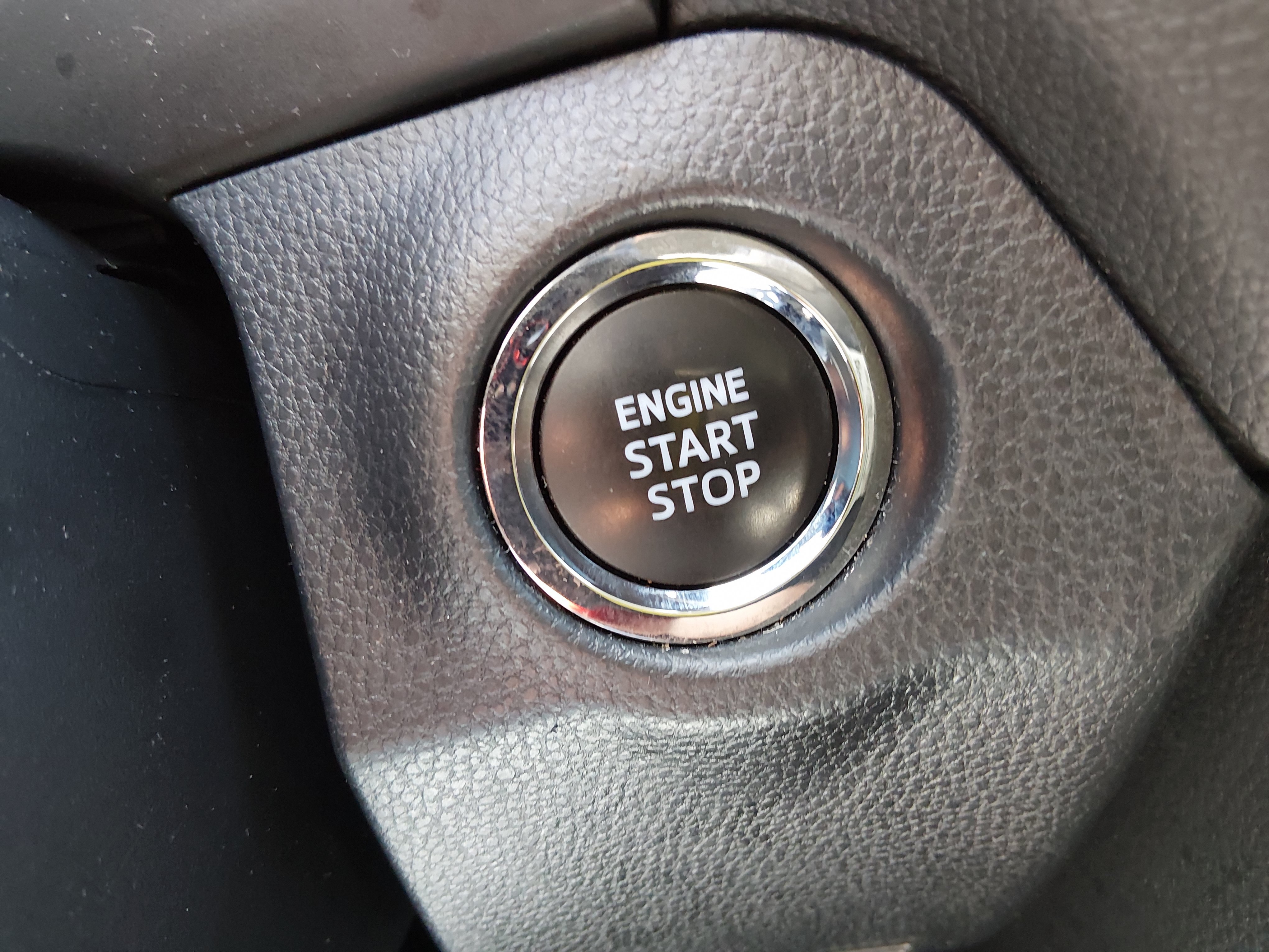 2023 Toyota RAV4 XLE - Photo 17