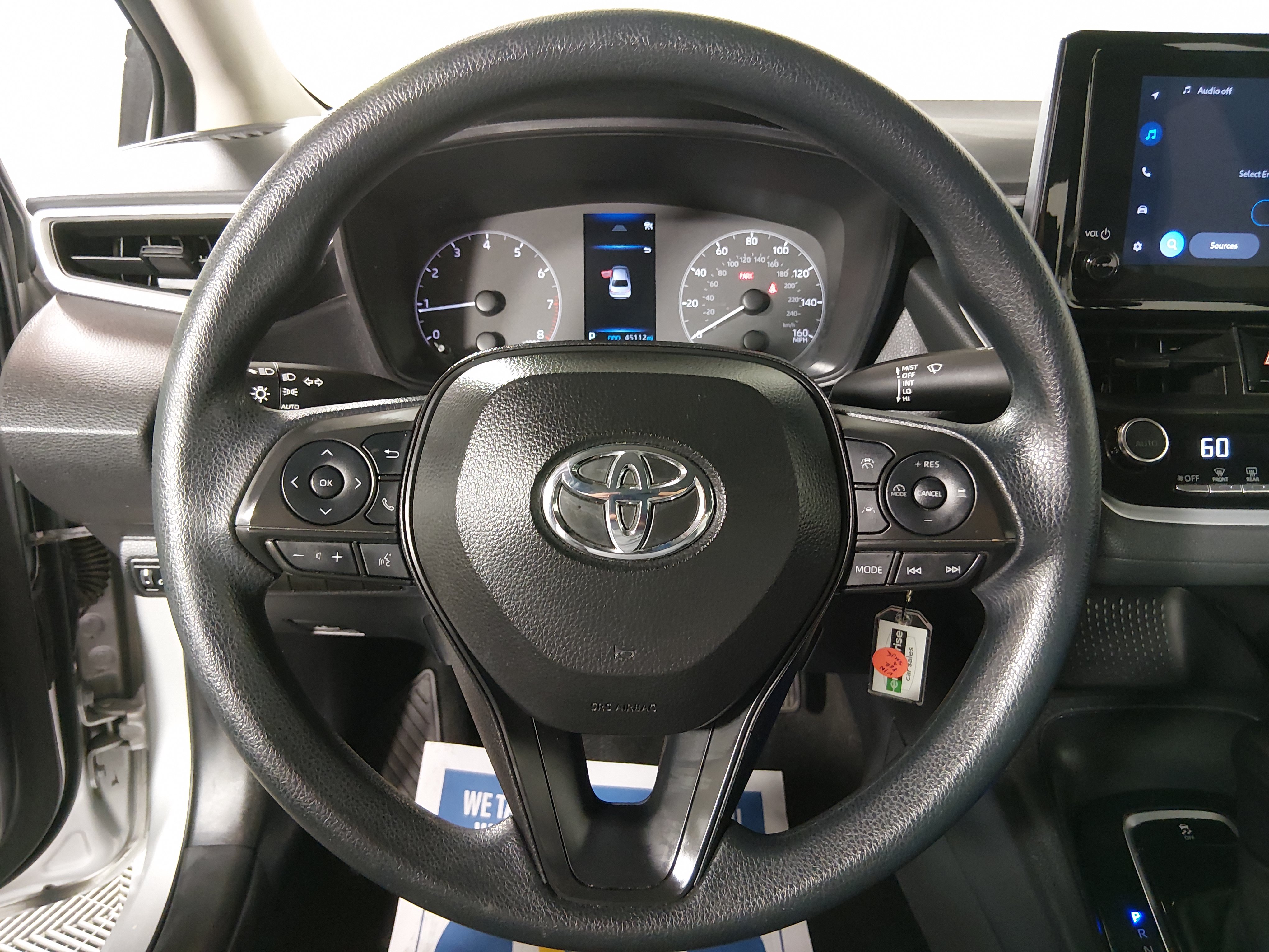 2024 Toyota Corolla LE - Photo 12