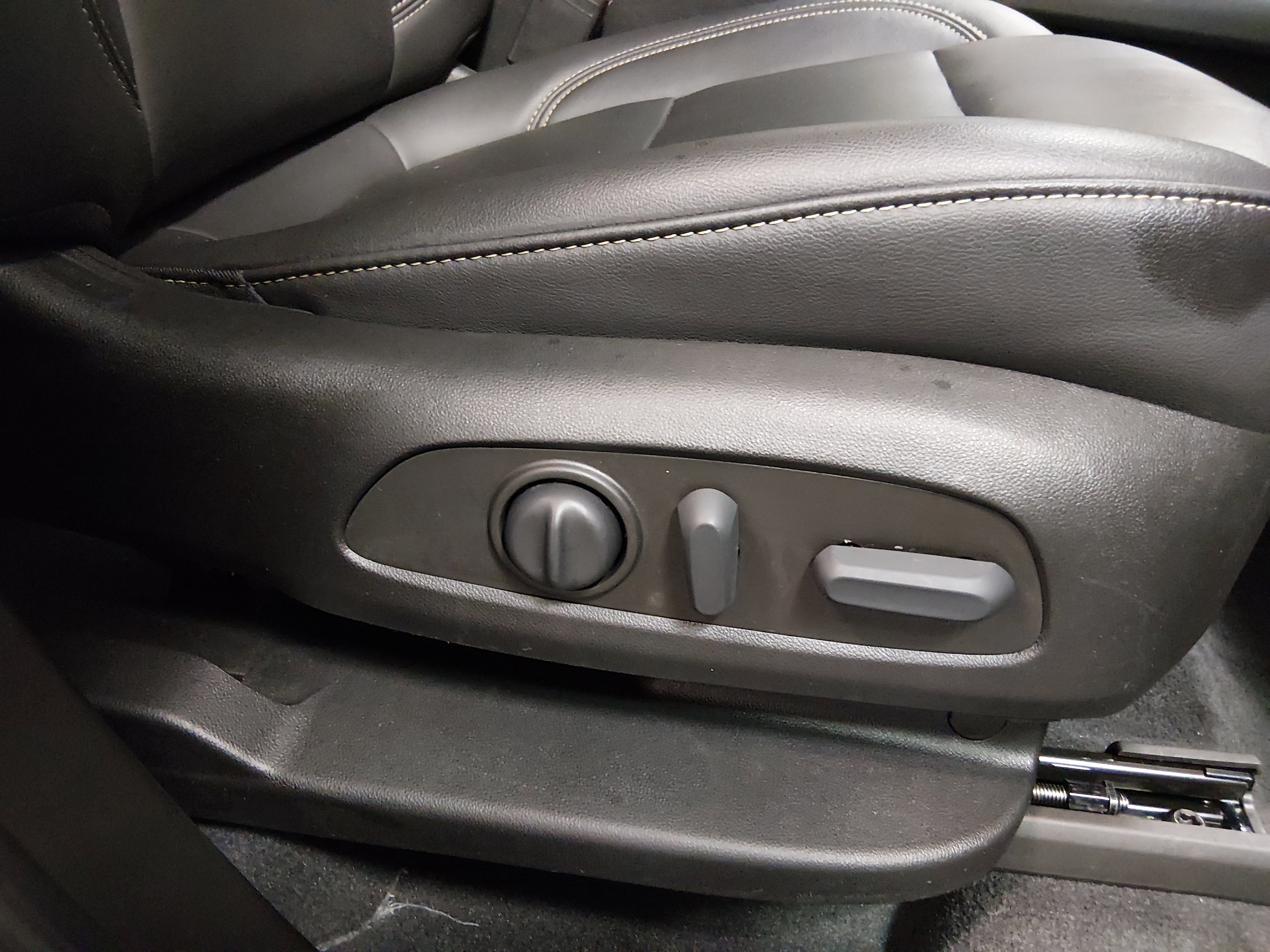 2022 Chevrolet Traverse 3LT - Photo 24