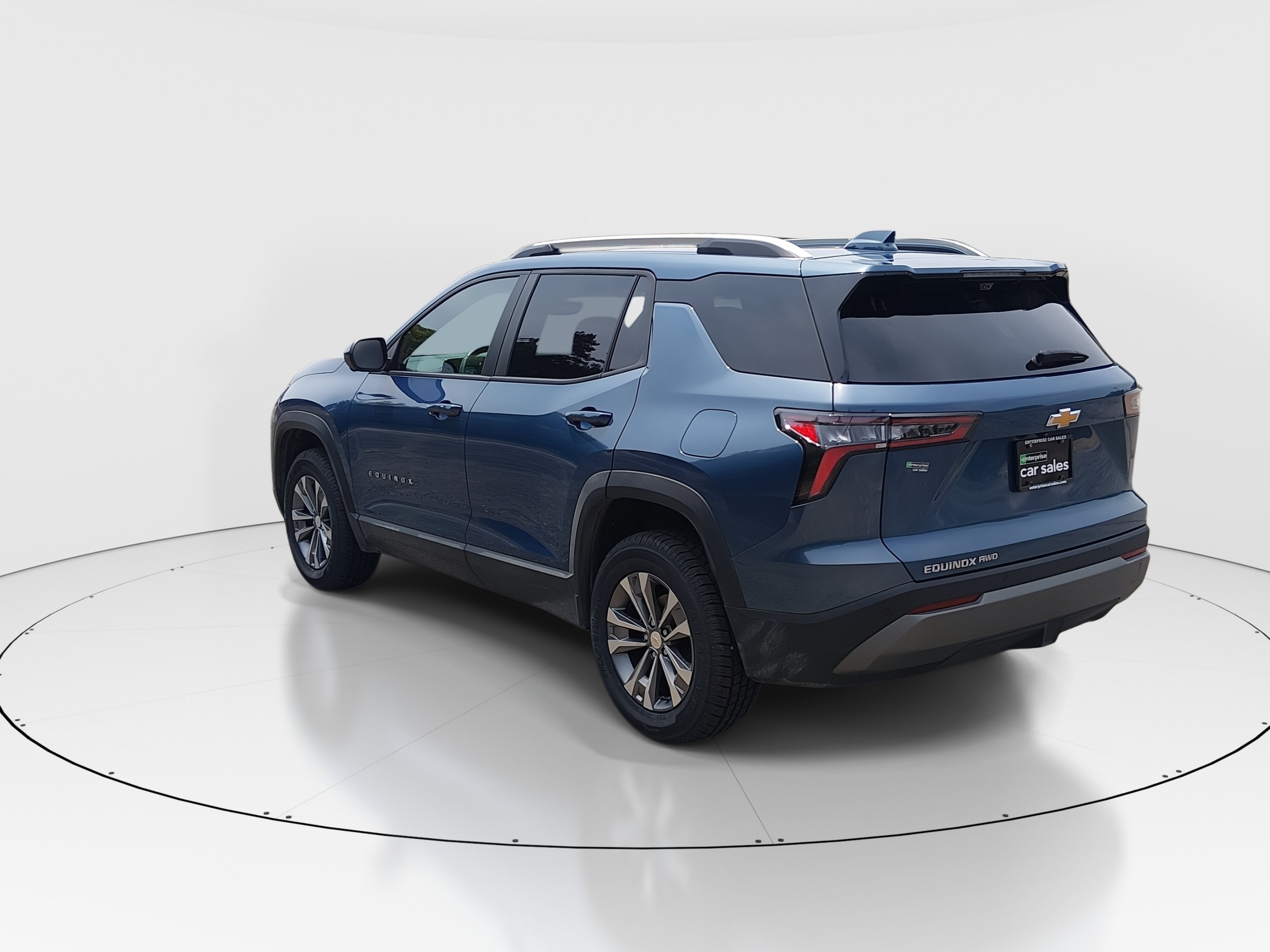 2025 Chevrolet Equinox LT - Photo 5