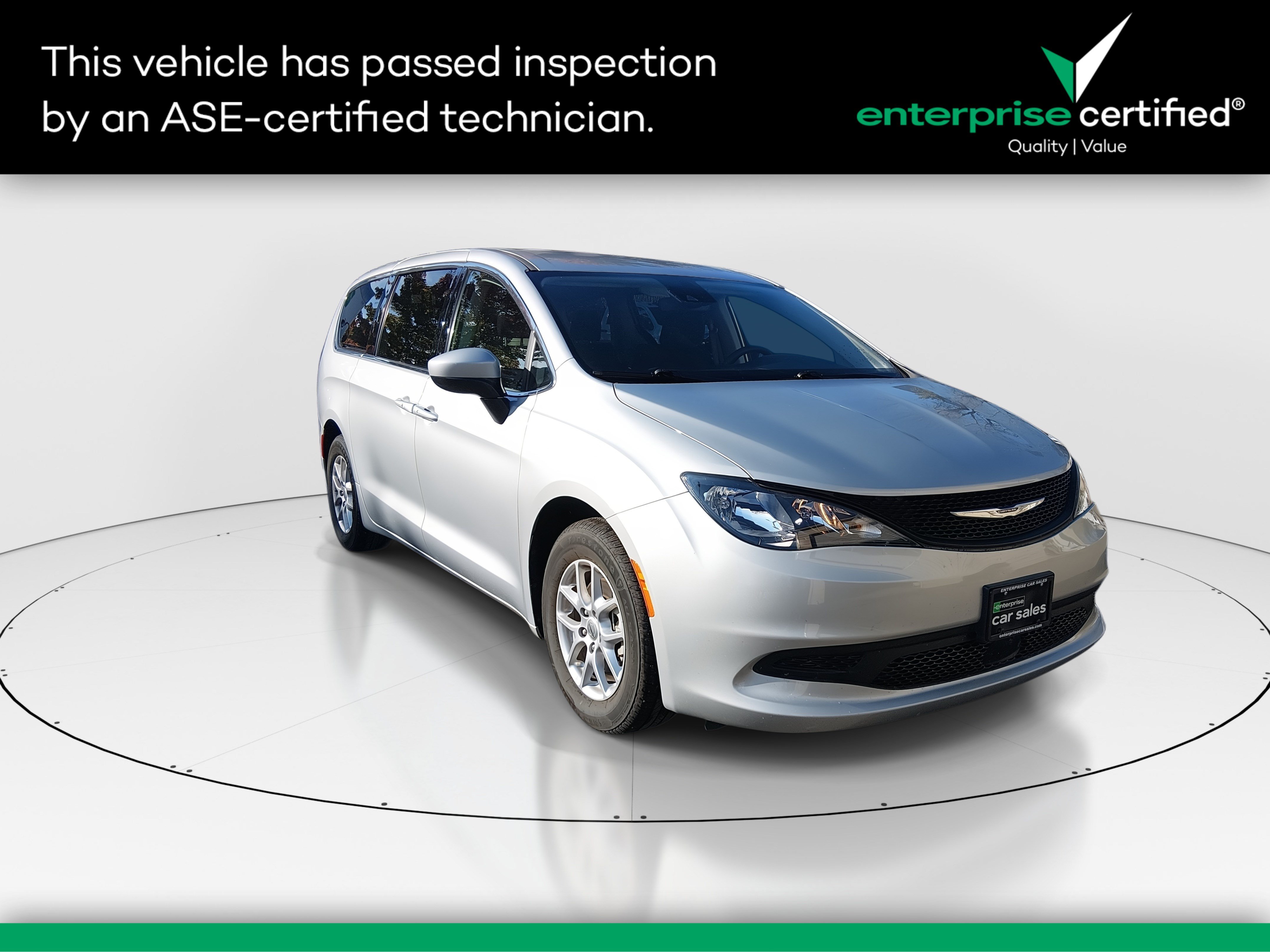 2023 Chrysler Voyager LX