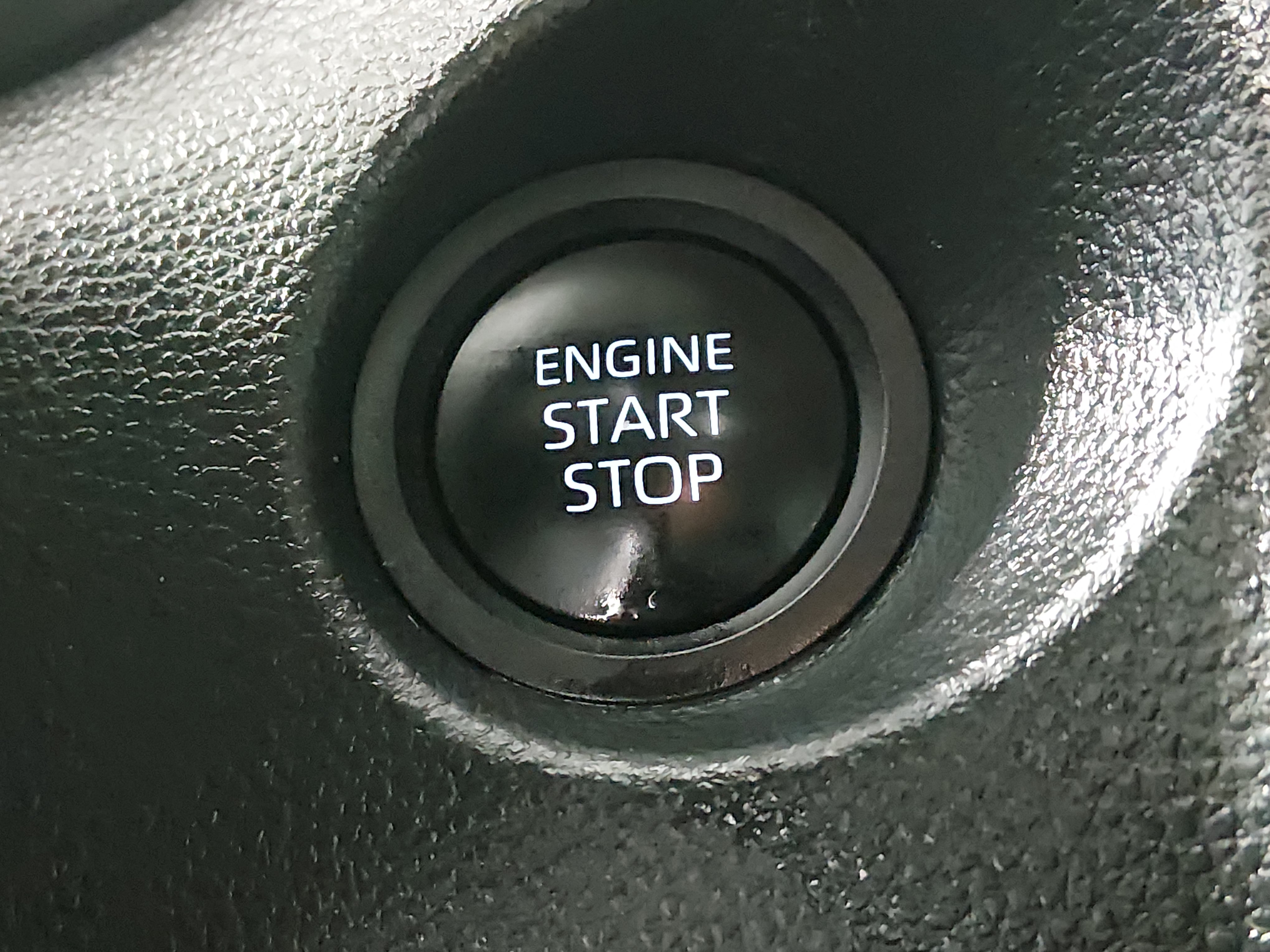 2024 Toyota Corolla Cross XLE - Photo 18