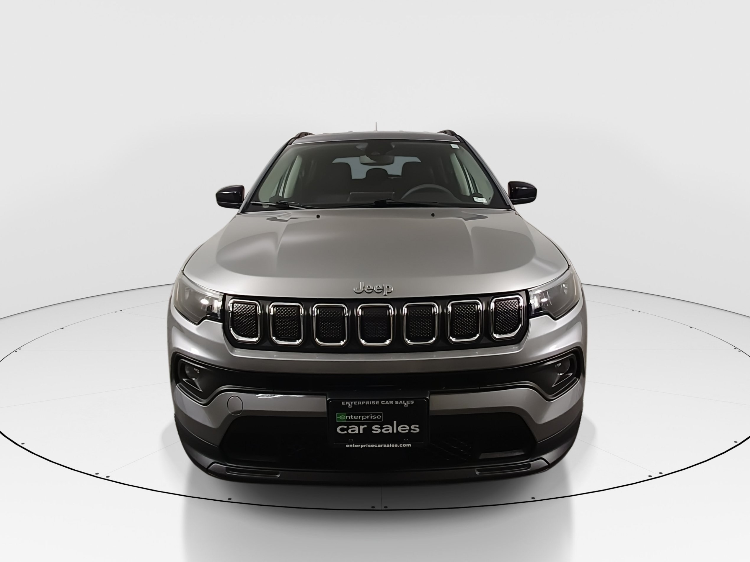 2022 Jeep Compass Altitude FWD 2