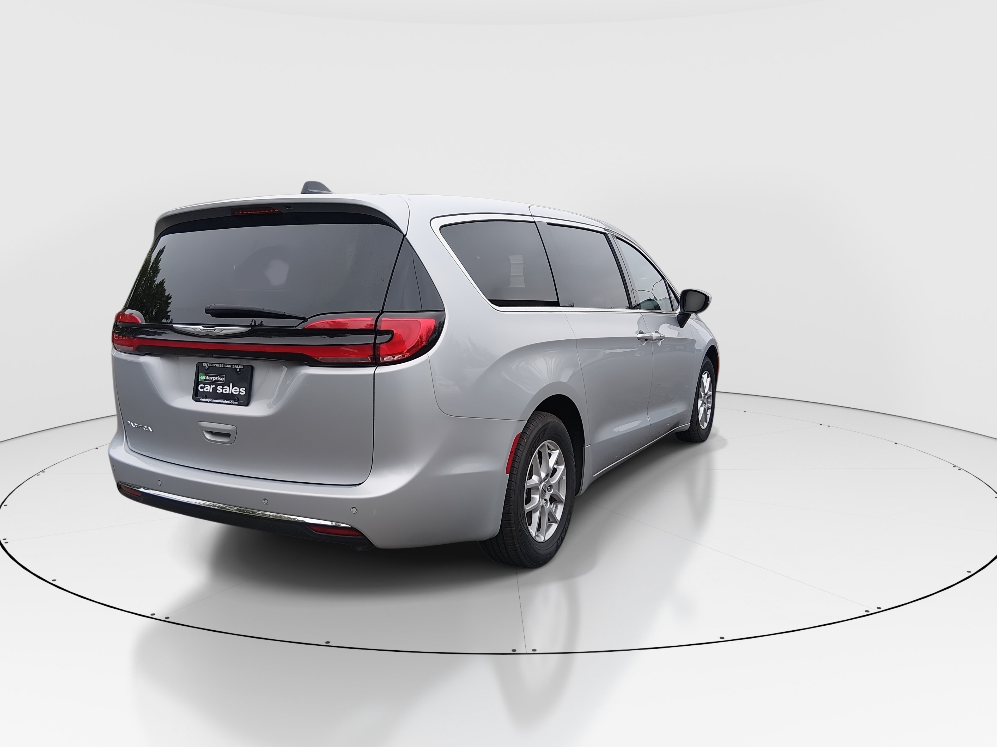 2023 Chrysler Pacifica Touring L - Photo 7