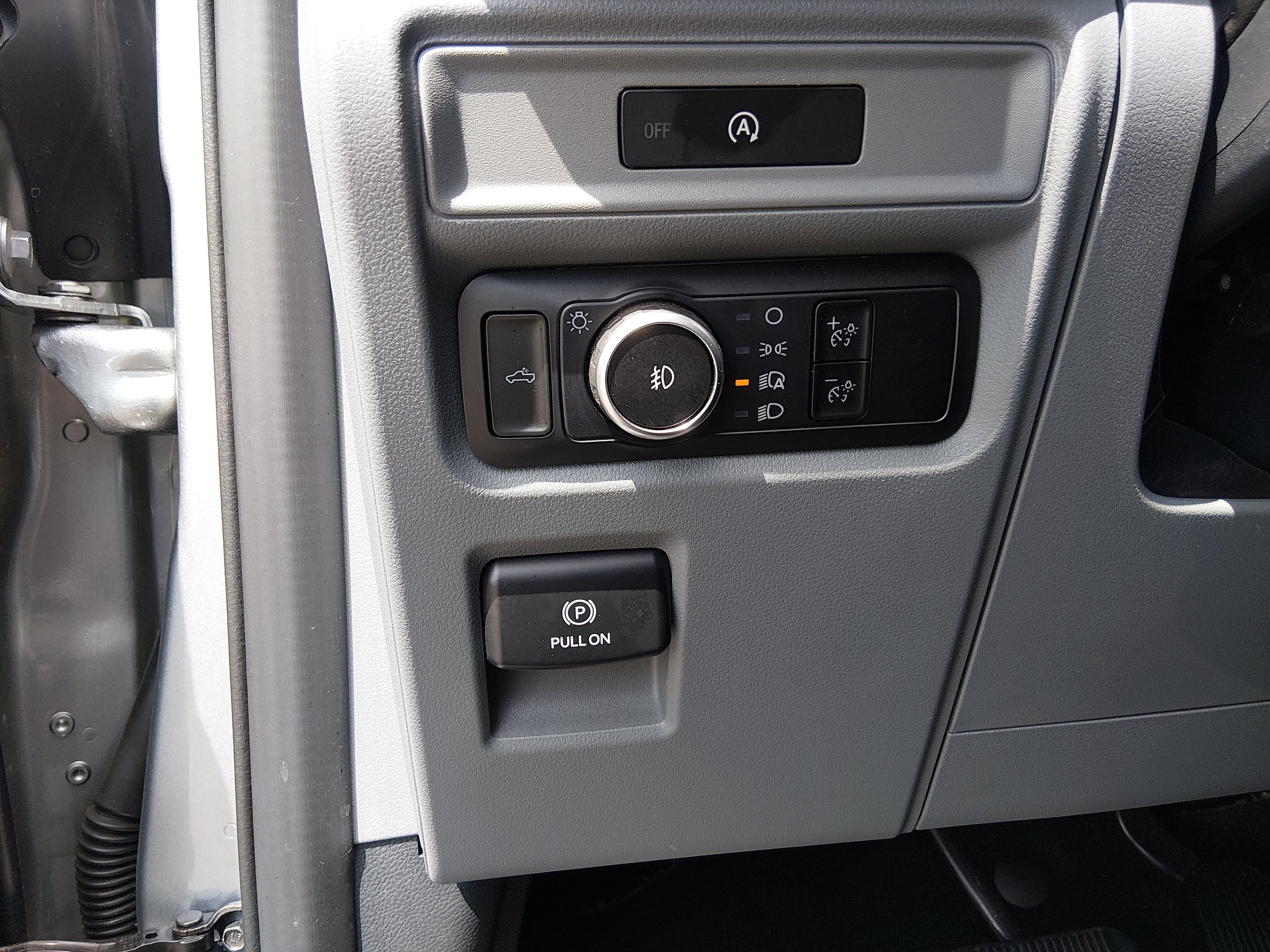 2025 Ford F-150 XLT - Photo 13