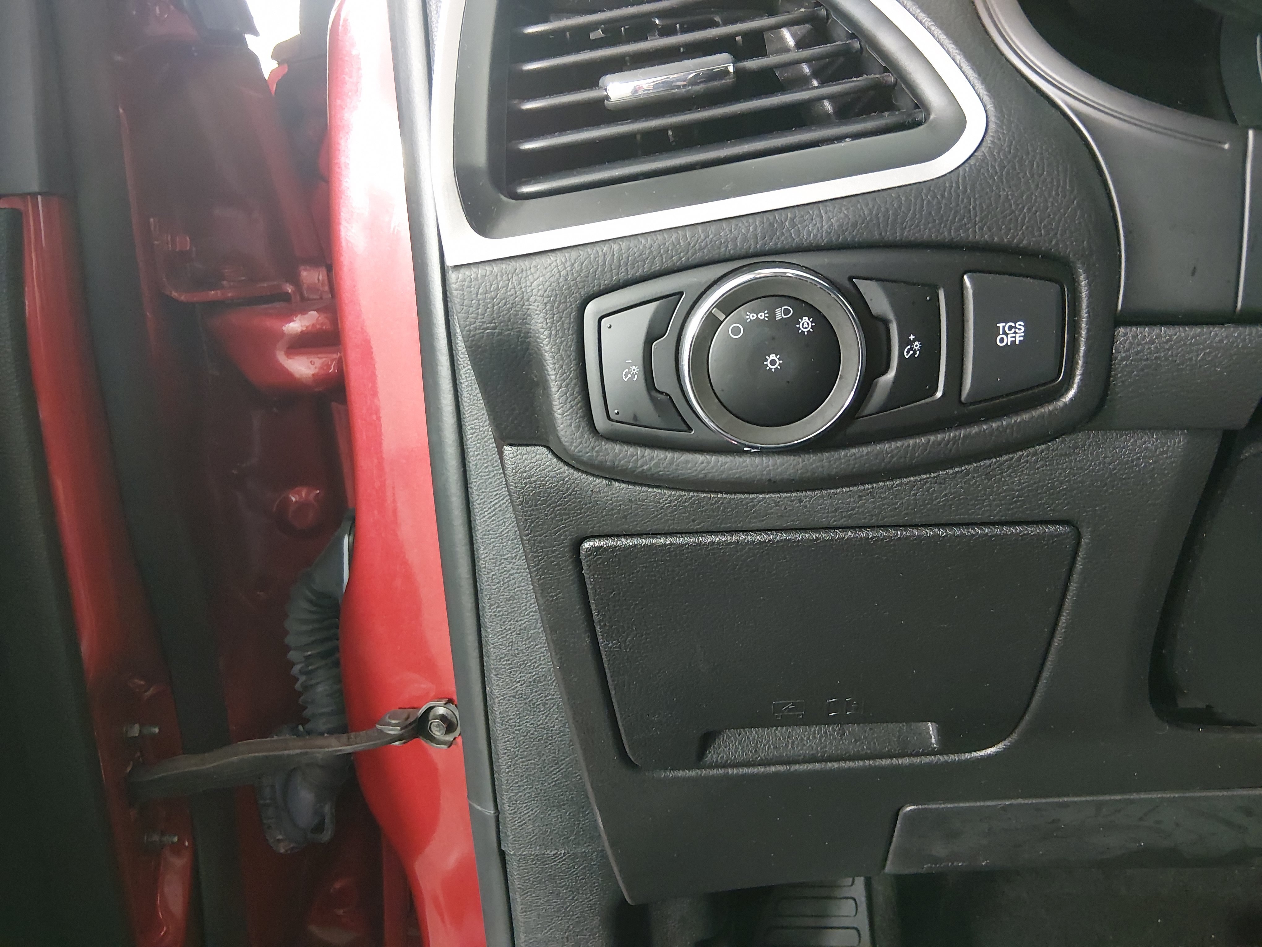 2024 Ford Edge SEL - Photo 13