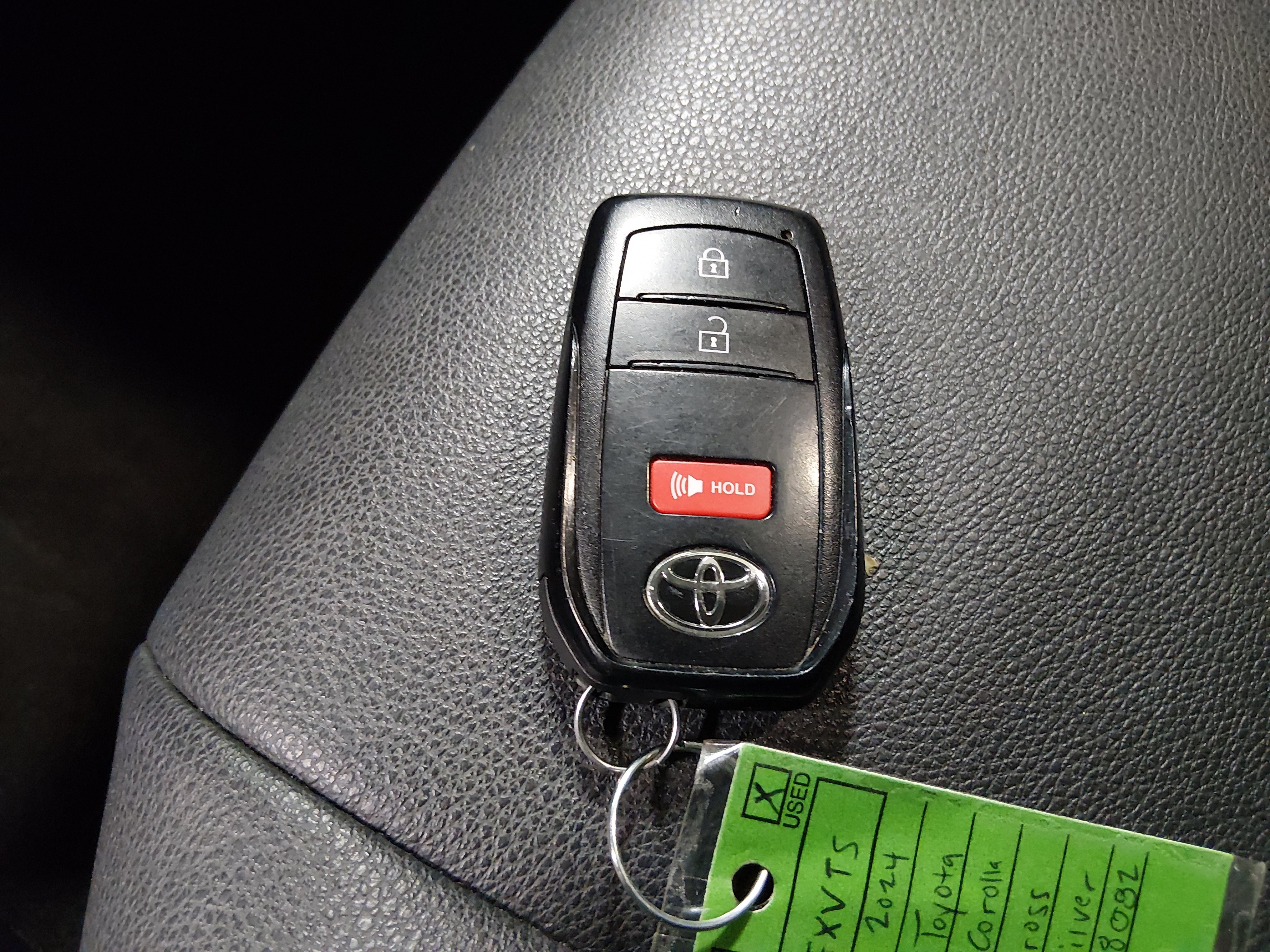 2024 Toyota Corolla Cross XLE - Photo 15