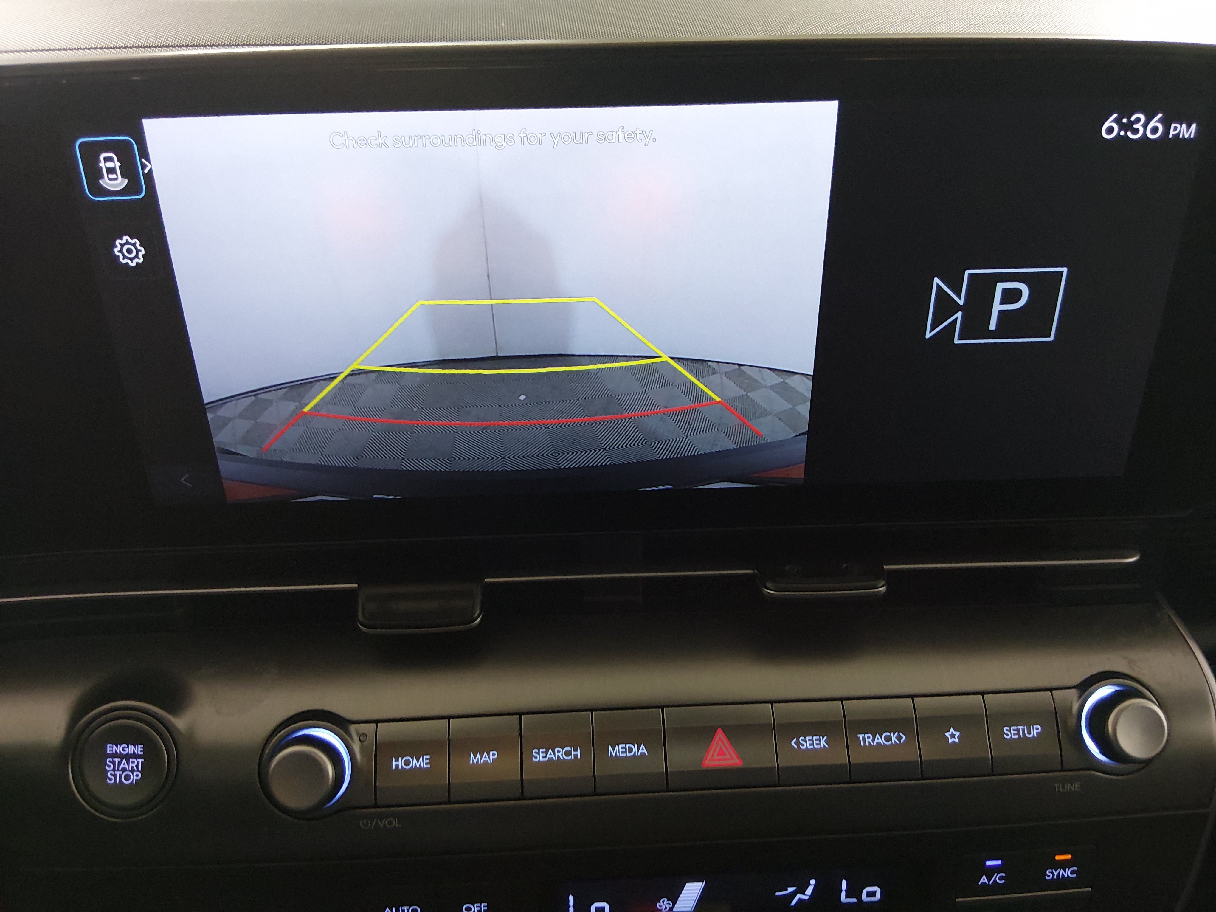 2024 Hyundai Kona SEL - Photo 17
