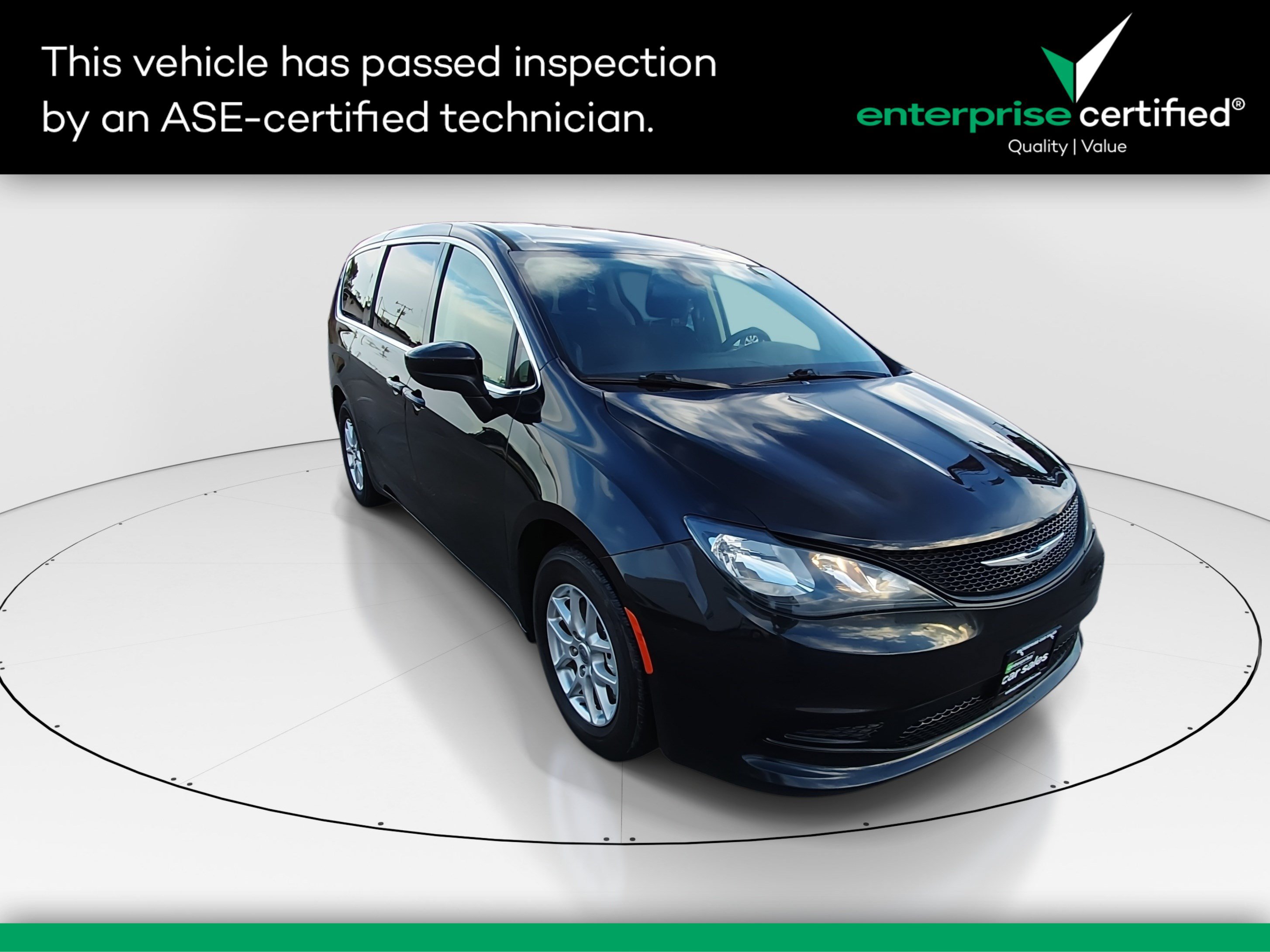 2022 Chrysler Voyager