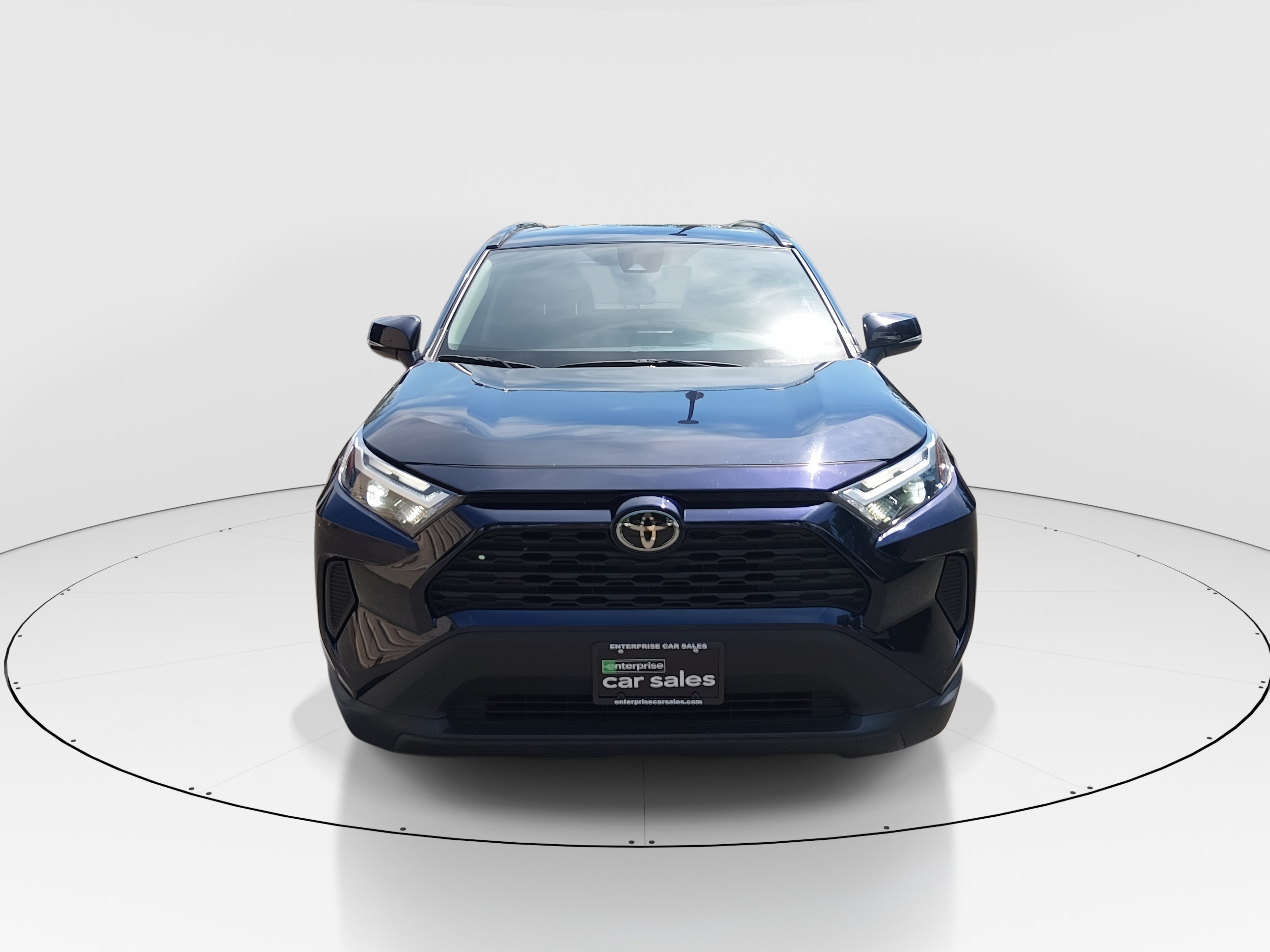 2024 Toyota RAV4 XLE - Photo 2