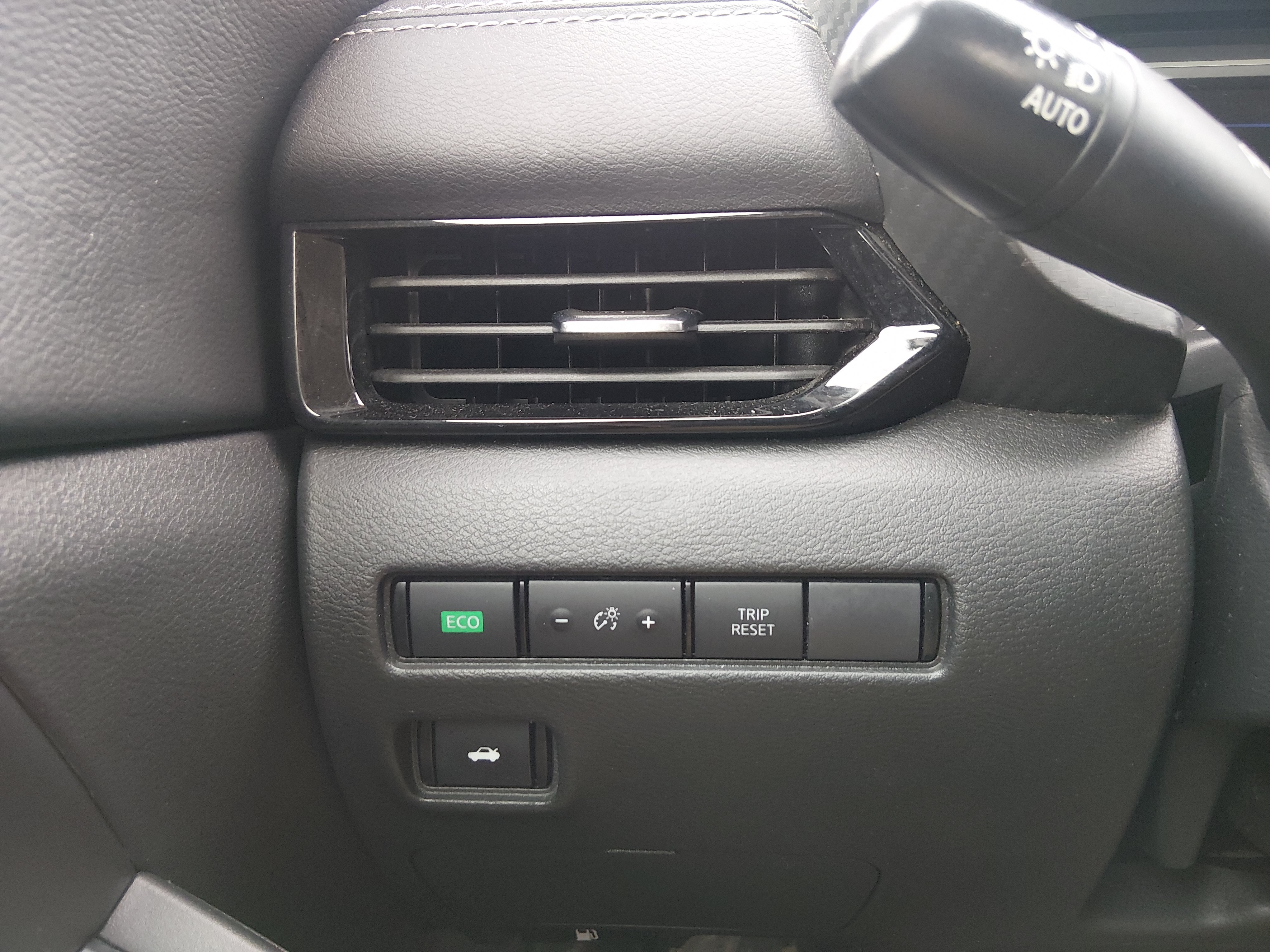 2024 Nissan Sentra SV - Photo 12