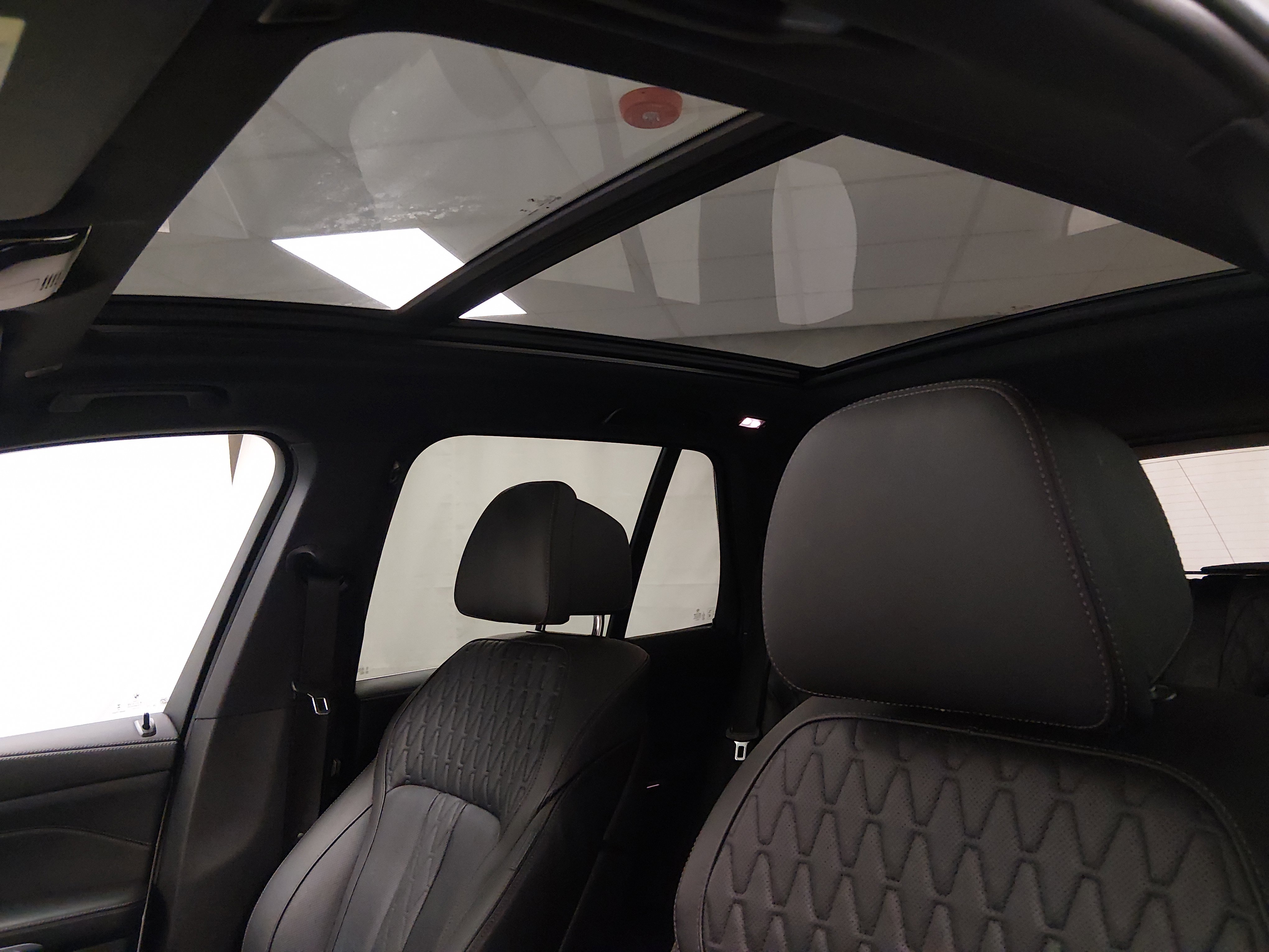 2025 BMW X5 50e - Photo 18