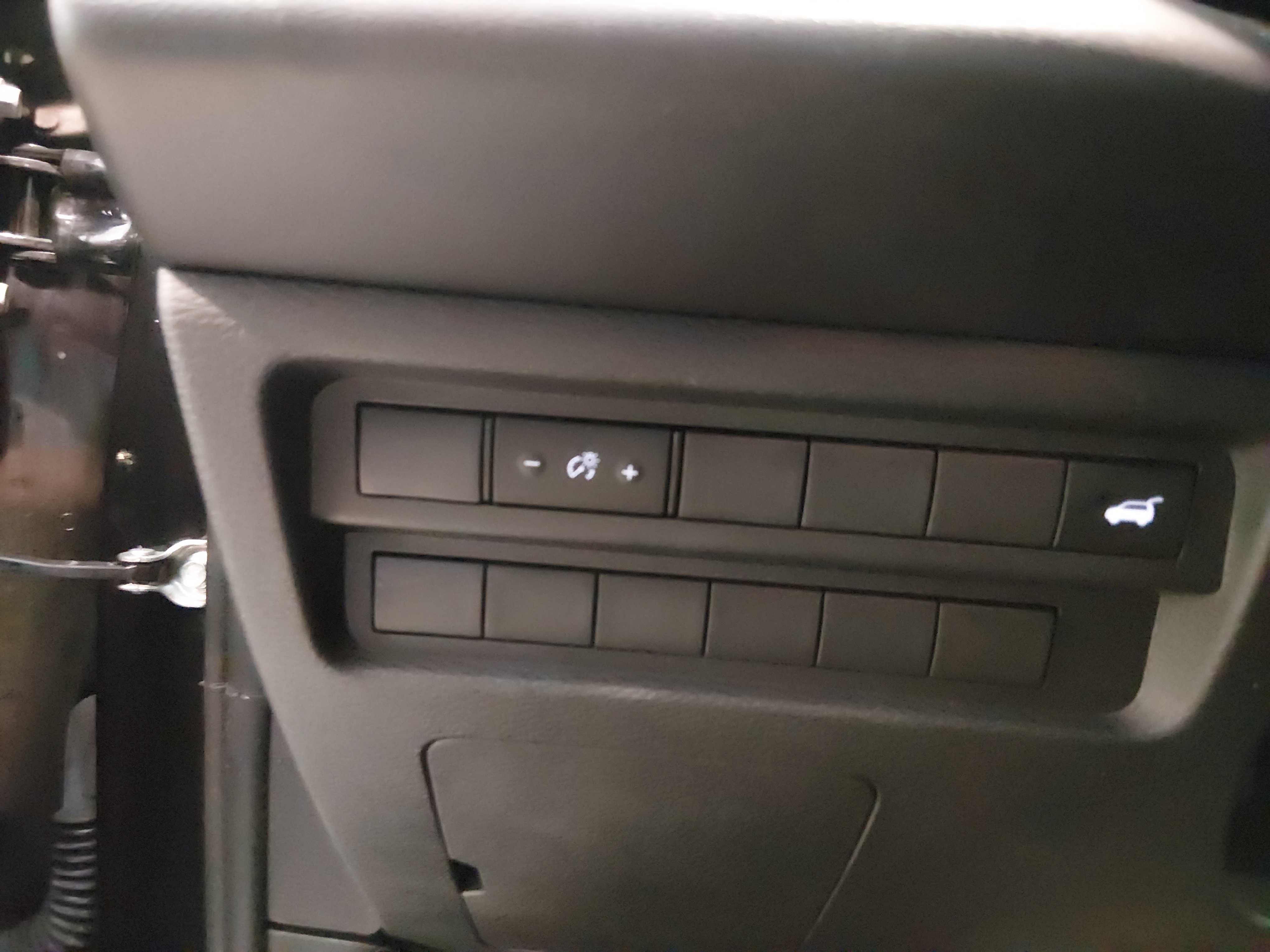 2024 Mitsubishi Outlander SE - Photo 13