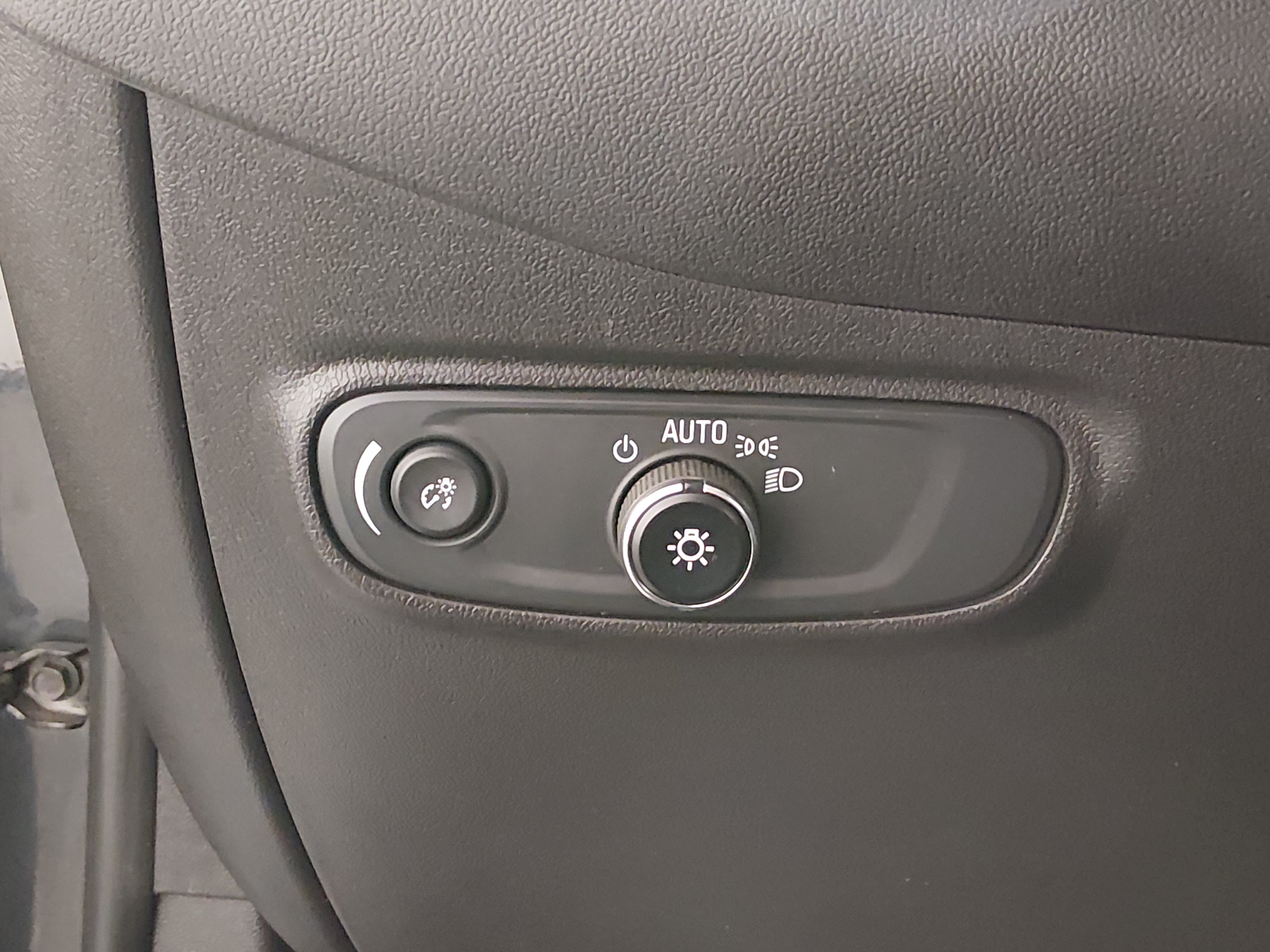 2023 Chevrolet Equinox LT - Photo 13