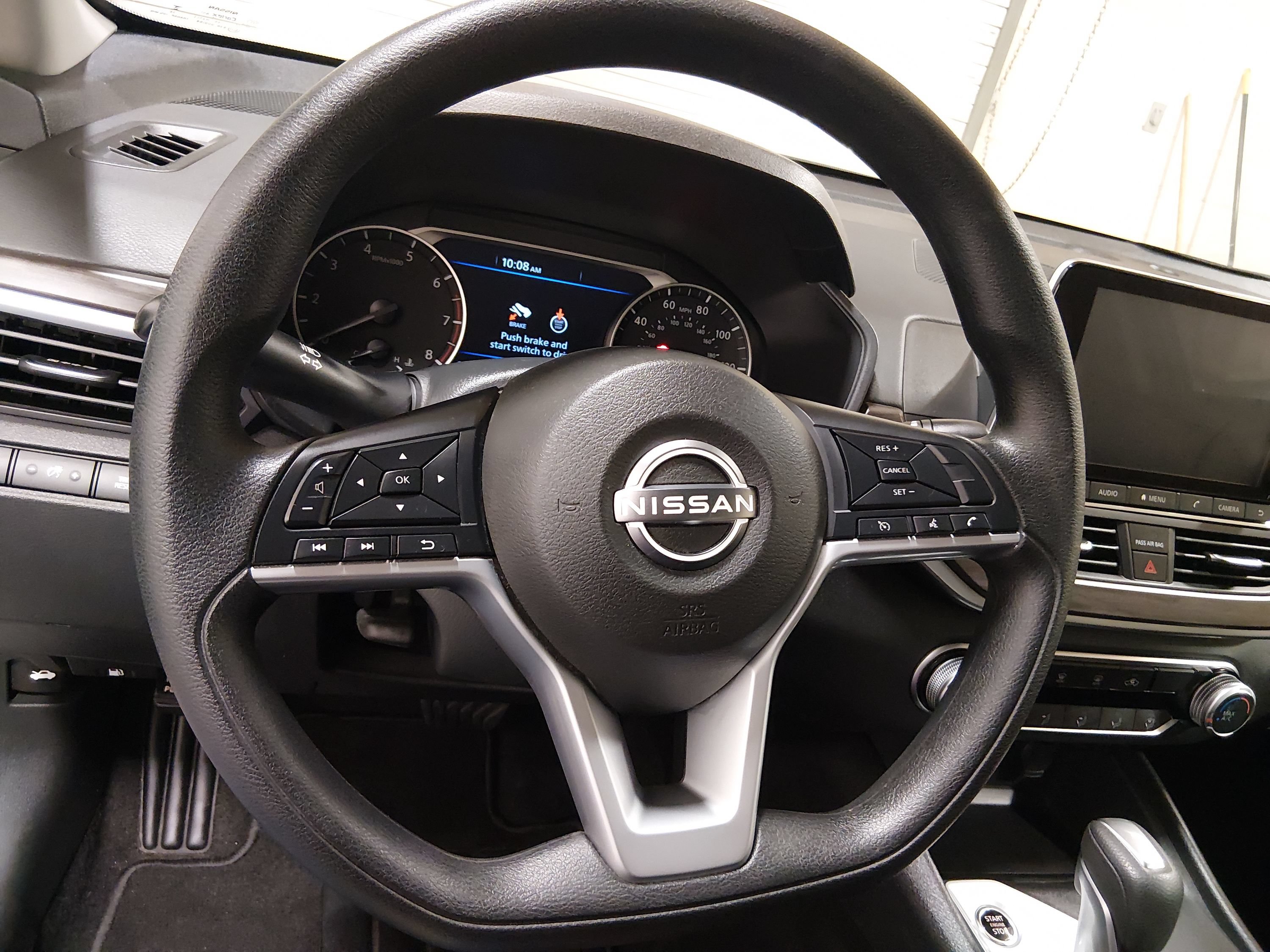 2025 Nissan Altima SV - Photo 12