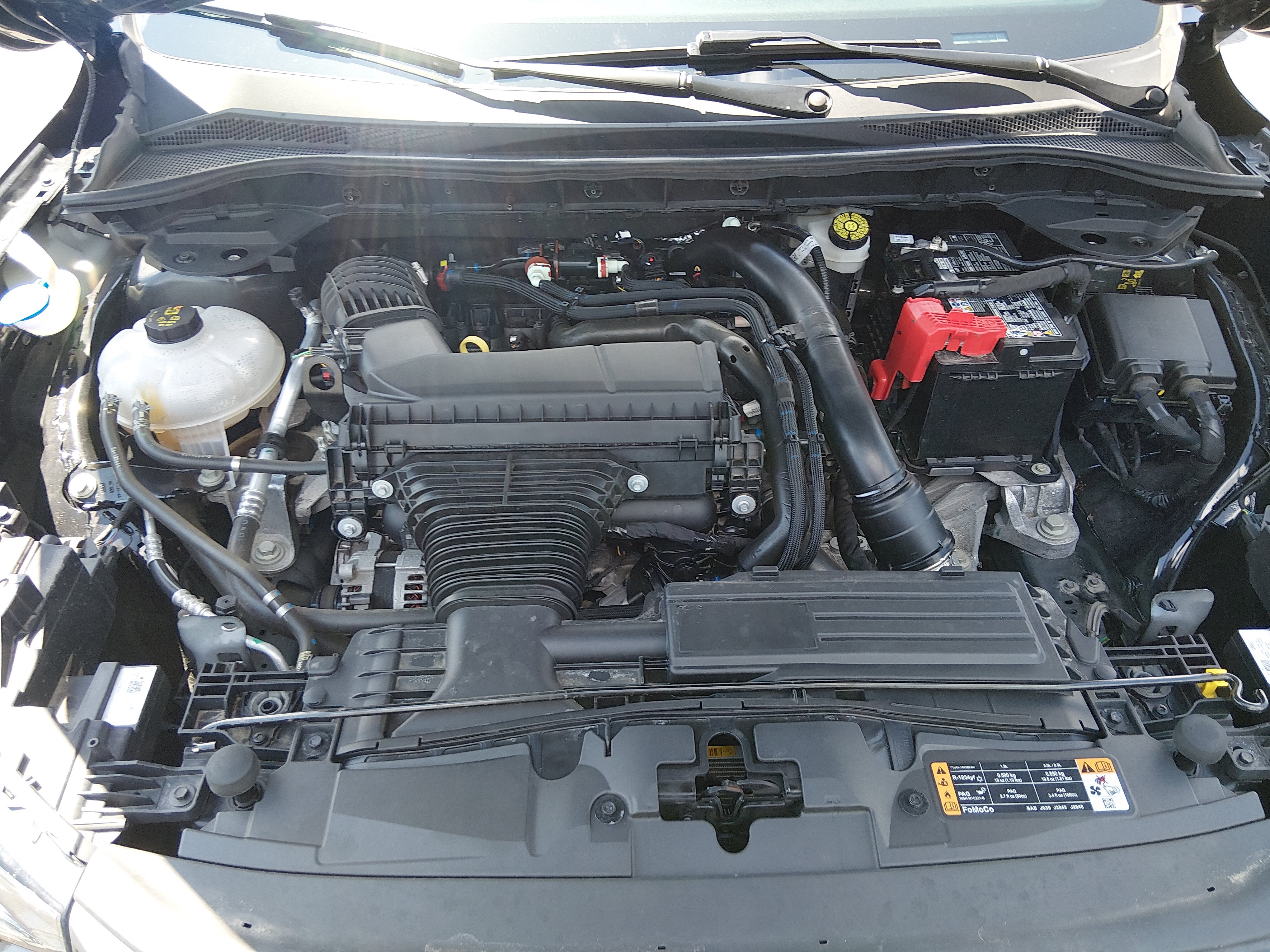 2025 Ford Escape ST-Line Select - Photo 9