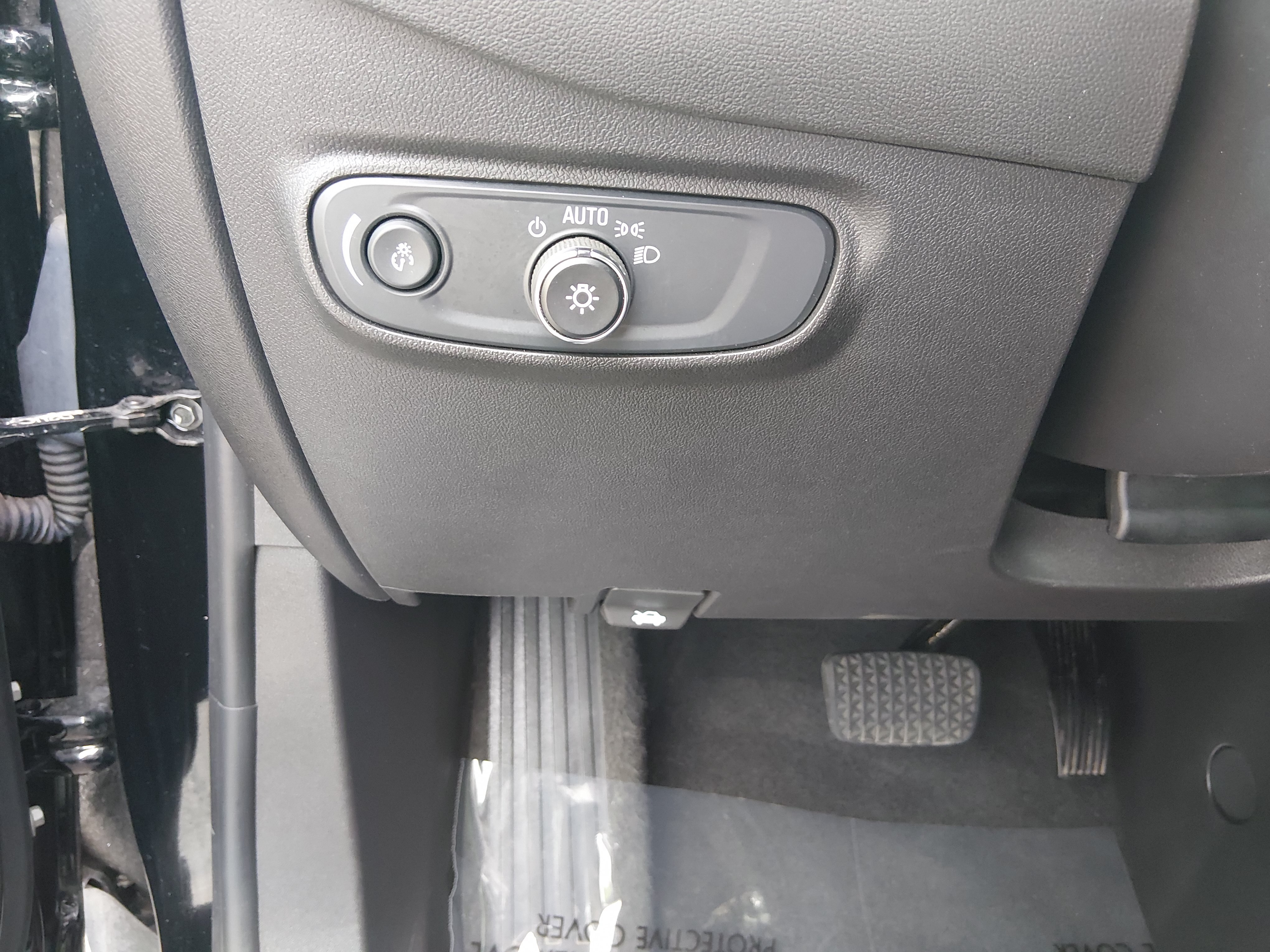 2024 Chevrolet Equinox LT - Photo 13
