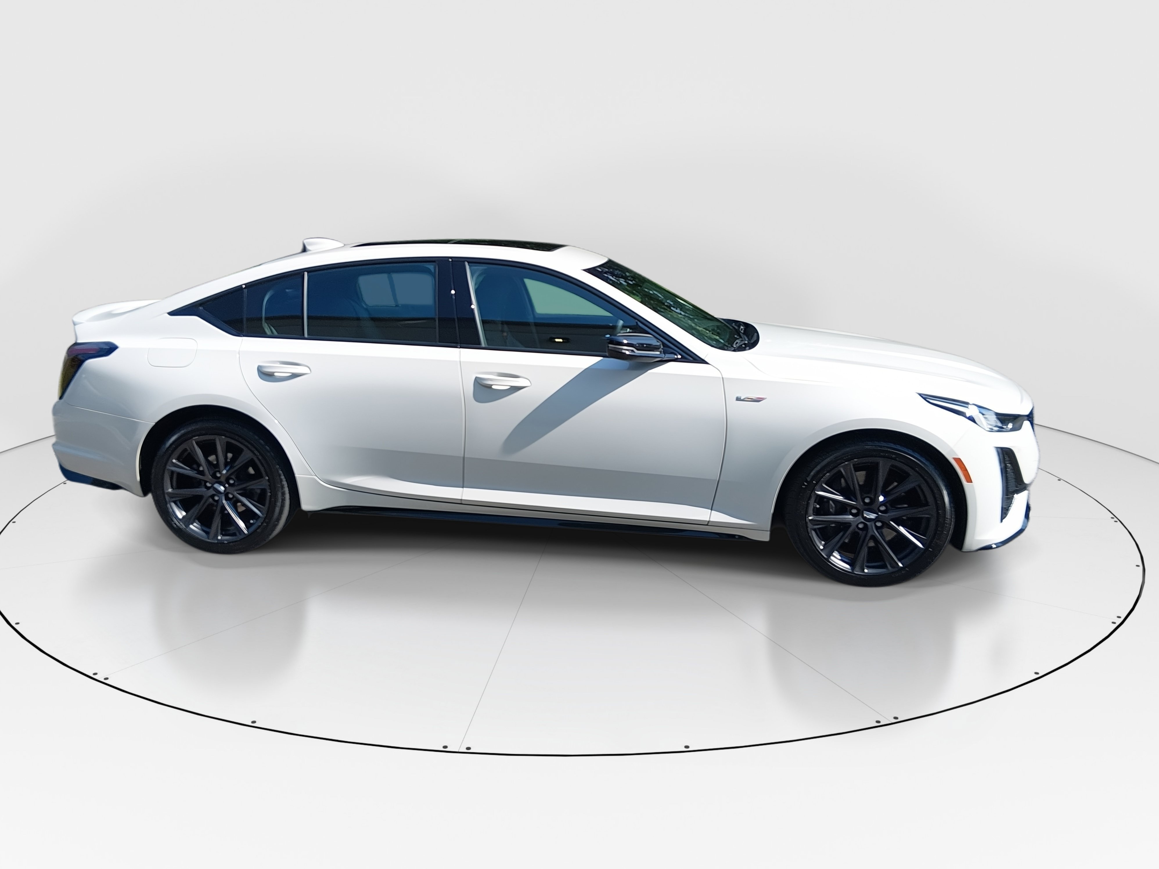 2022 Cadillac CT5 V-Series - Photo 8
