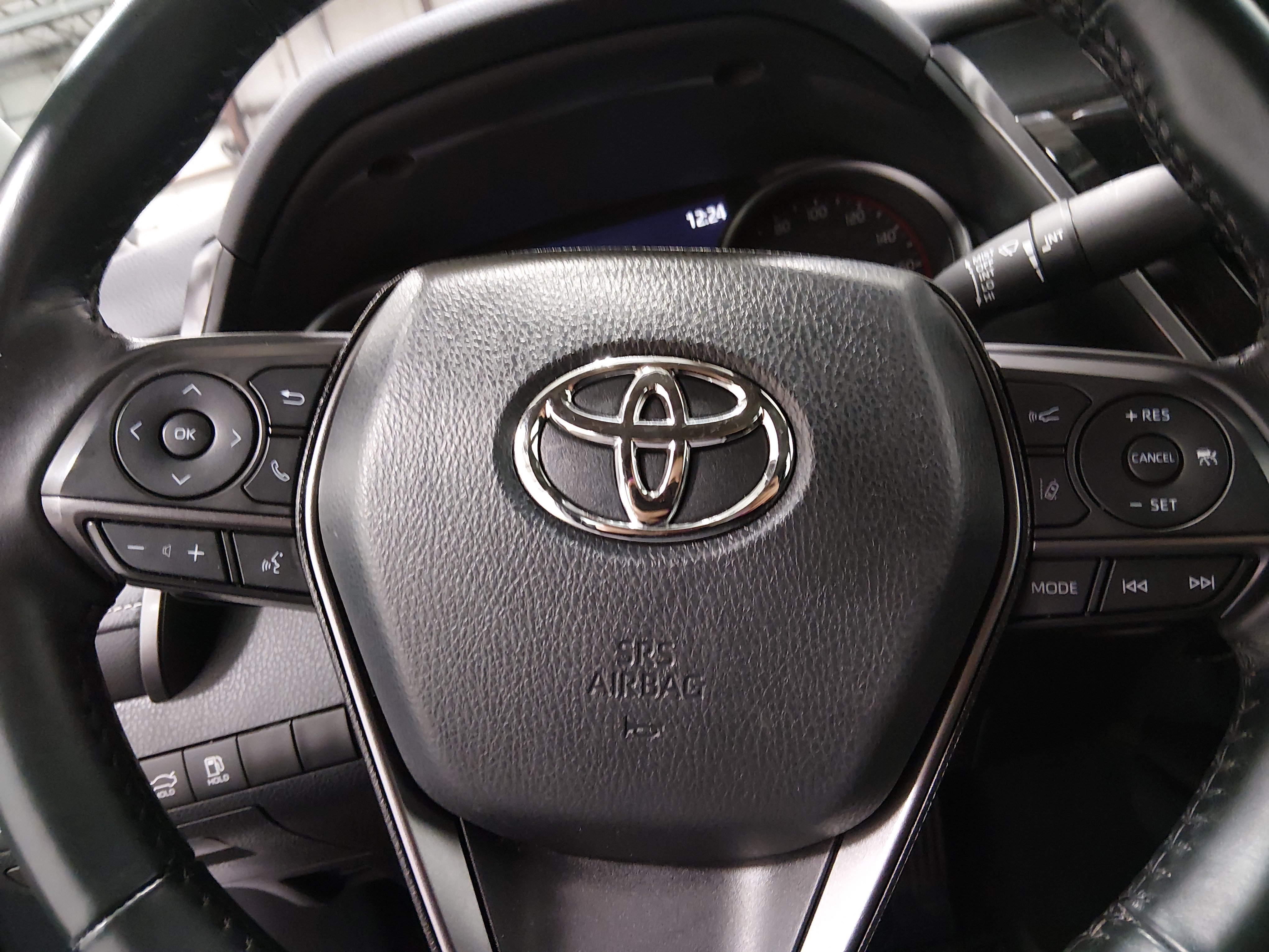 2024 Toyota Camry XSE - Photo 12