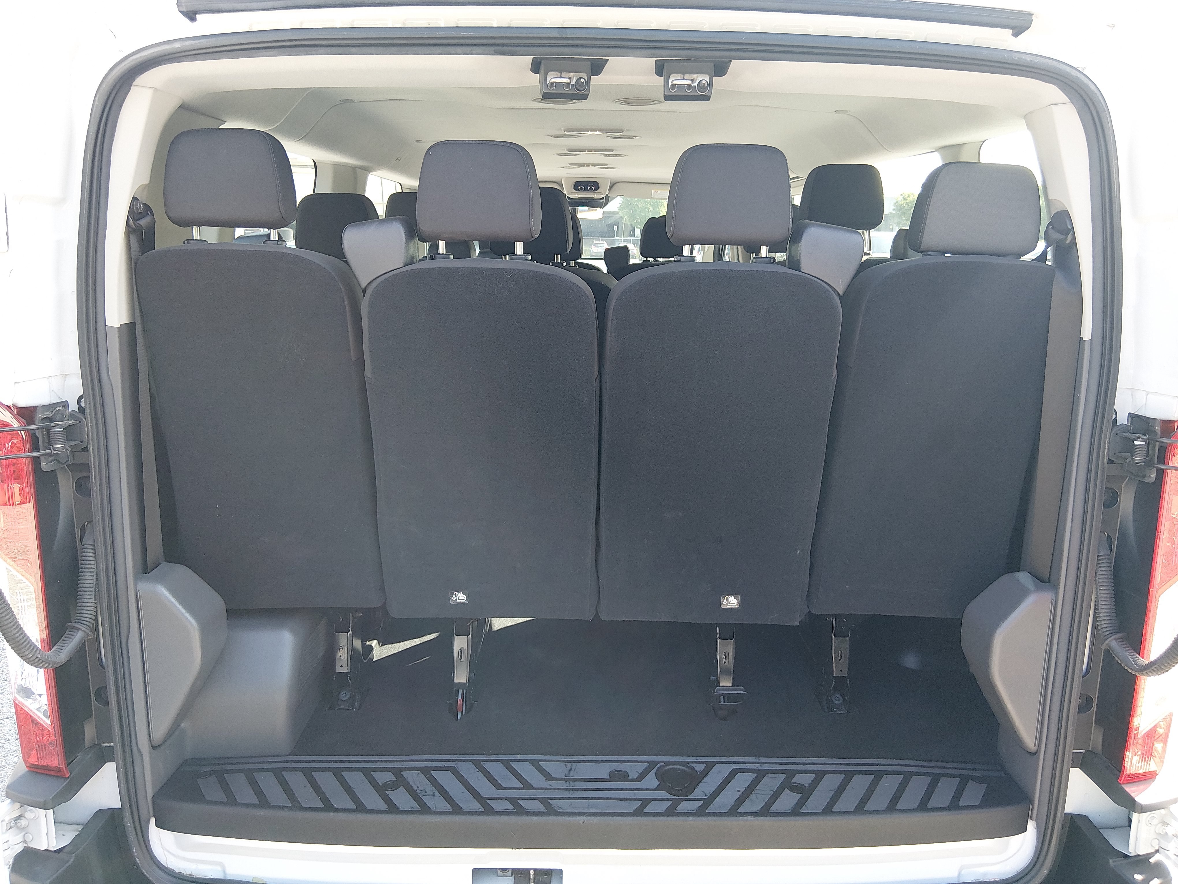 2024 Ford Transit Passenger Van XLT - Photo 11