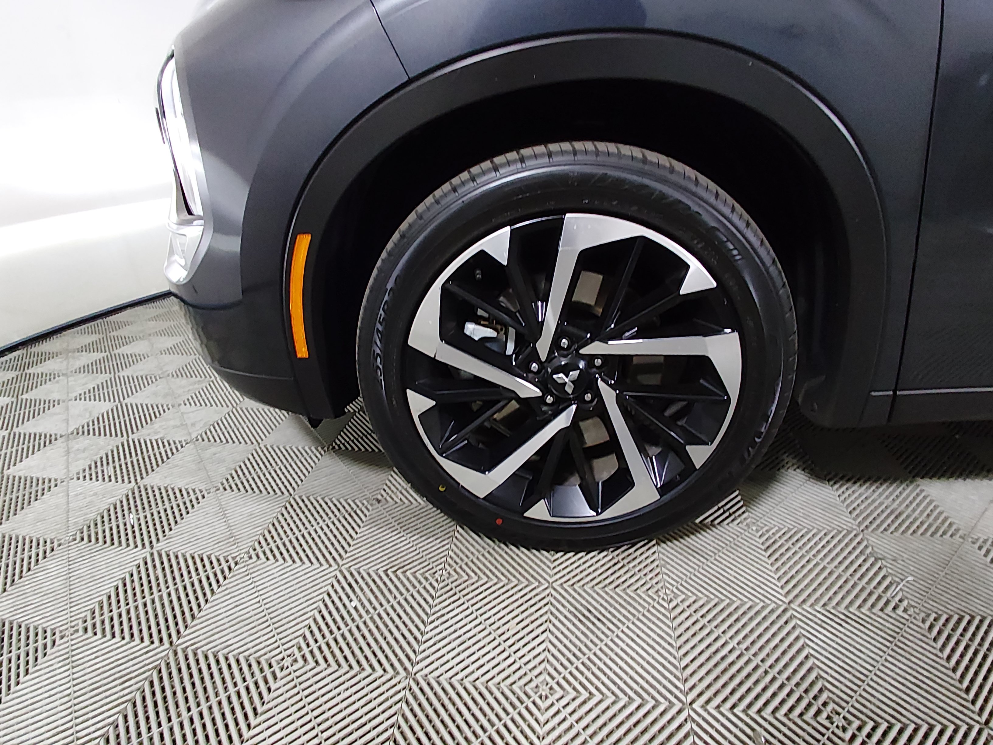 2024 Mitsubishi Outlander Plug-in Hybrid SE - Photo 10