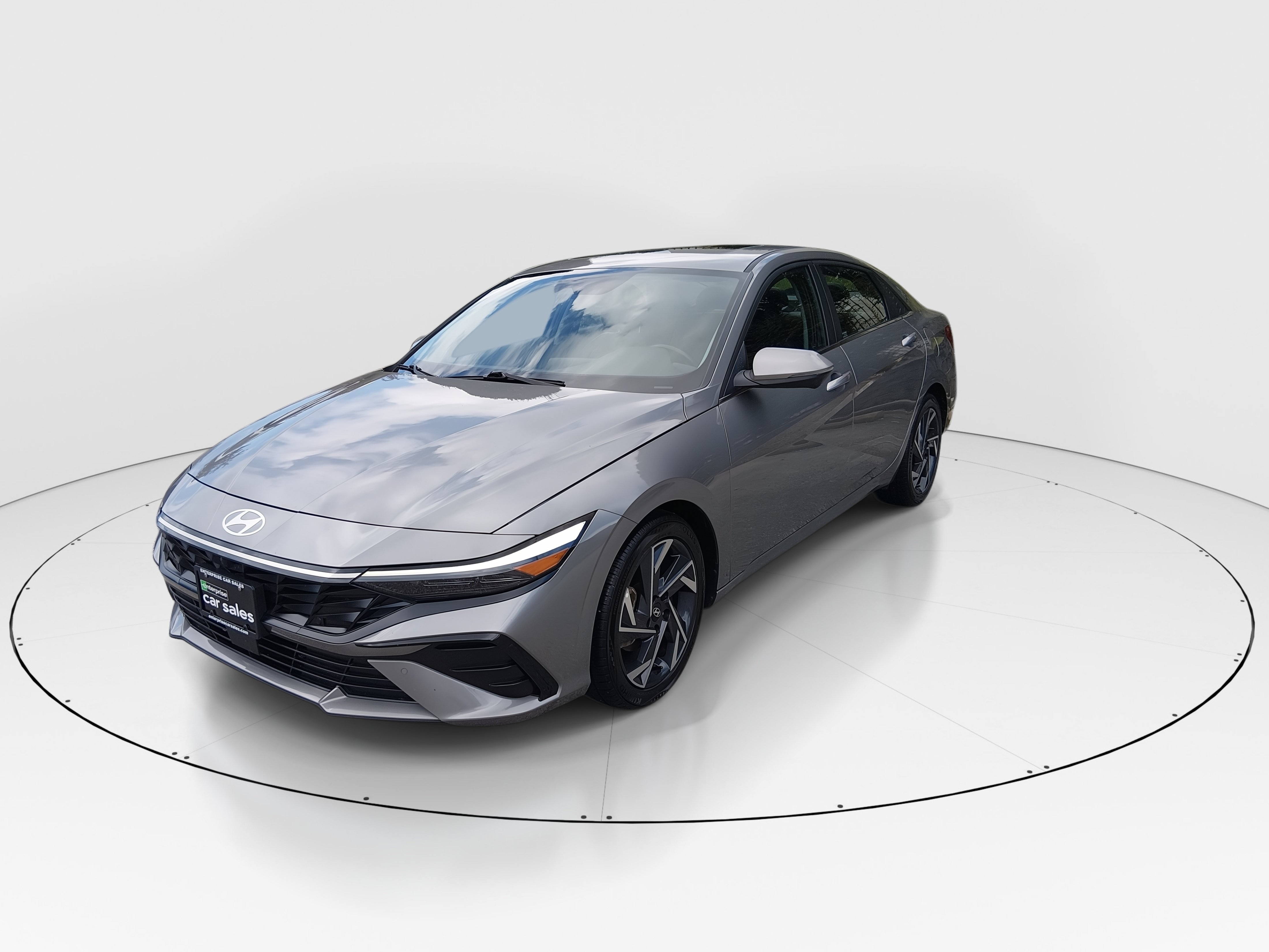 2024 Hyundai Elantra Limited - Photo 3
