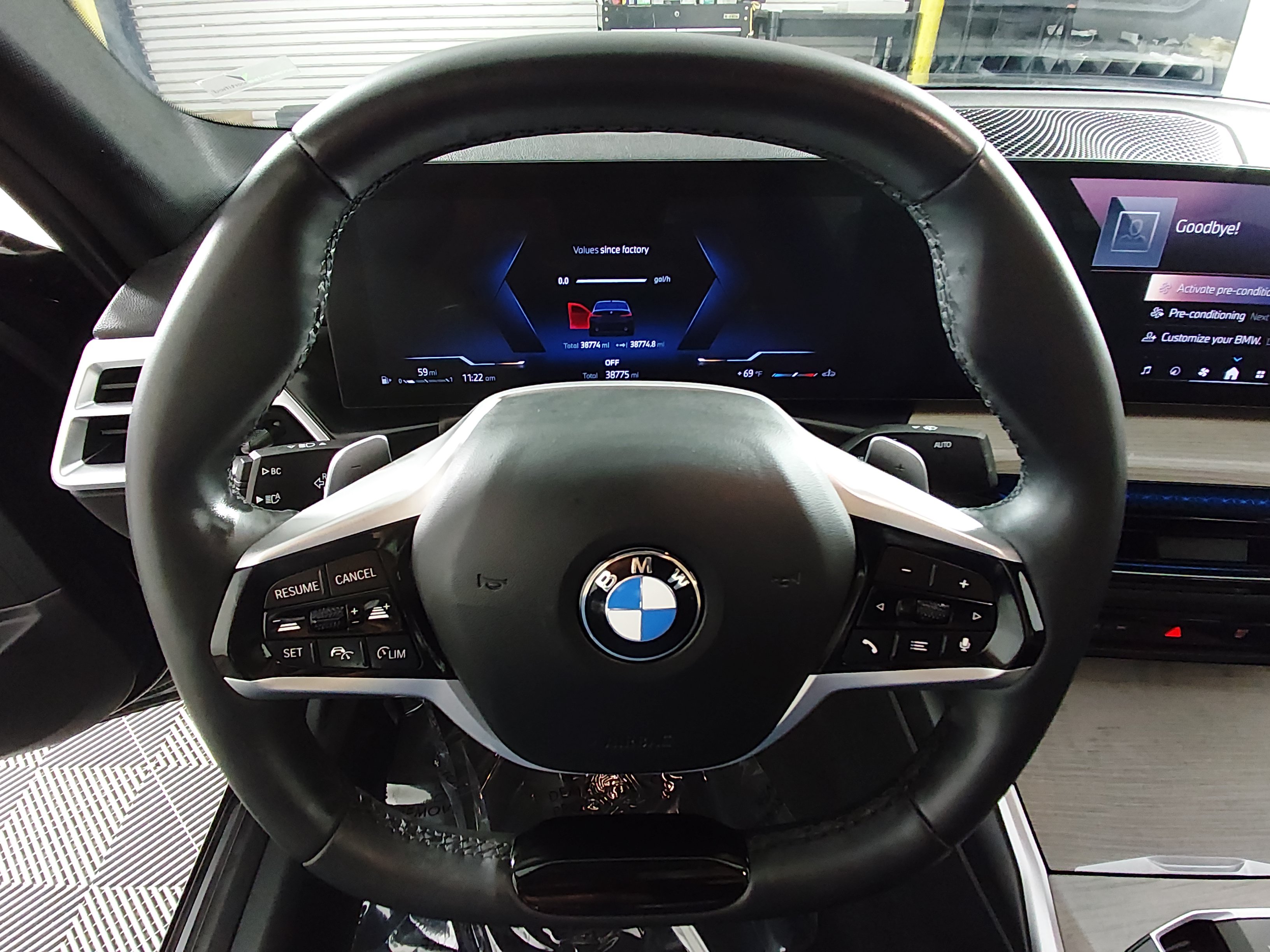 2025 BMW 3 Series 330i - Photo 12