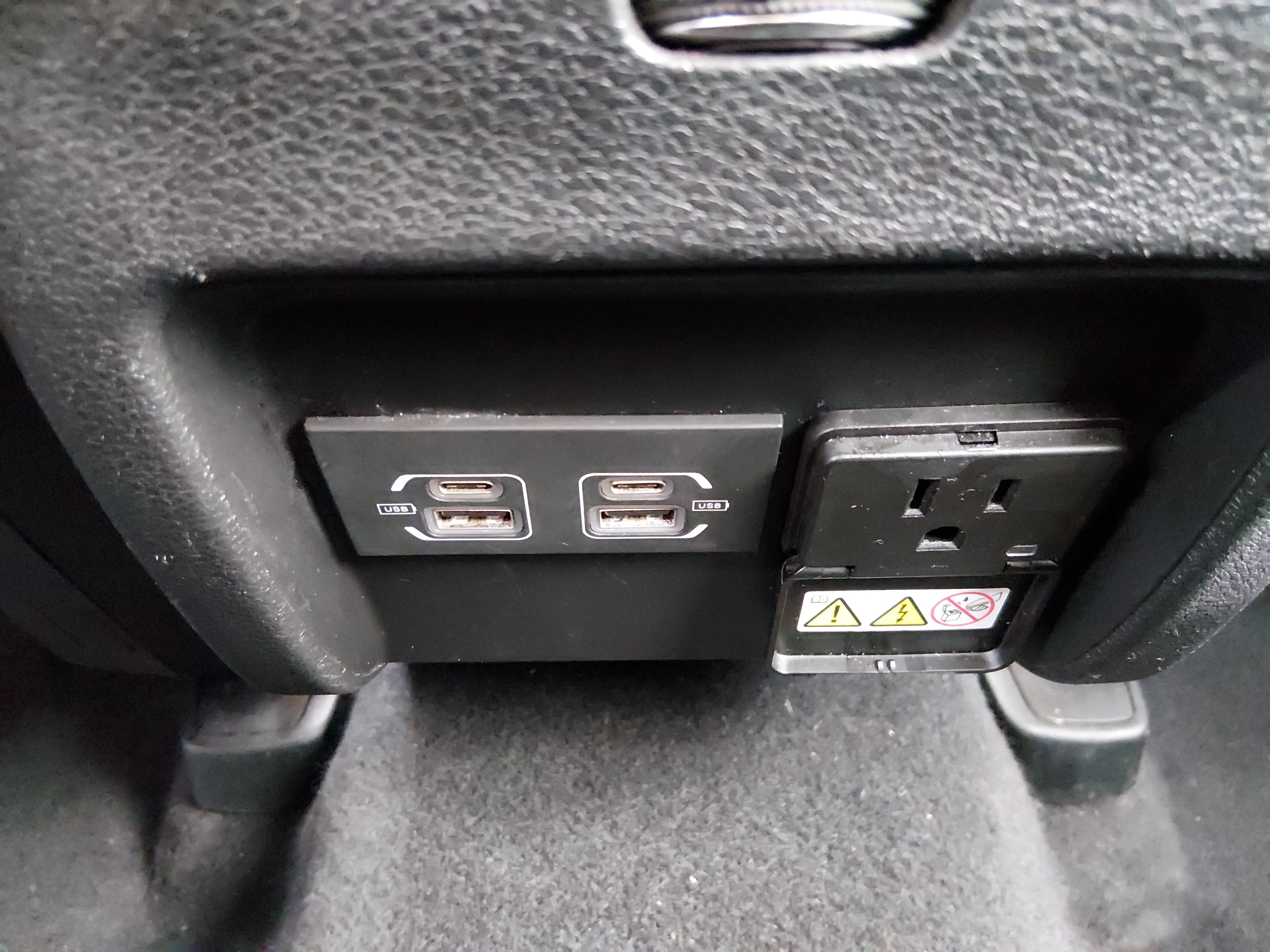 2023 Jeep Cherokee Altitude Lux - Photo 23