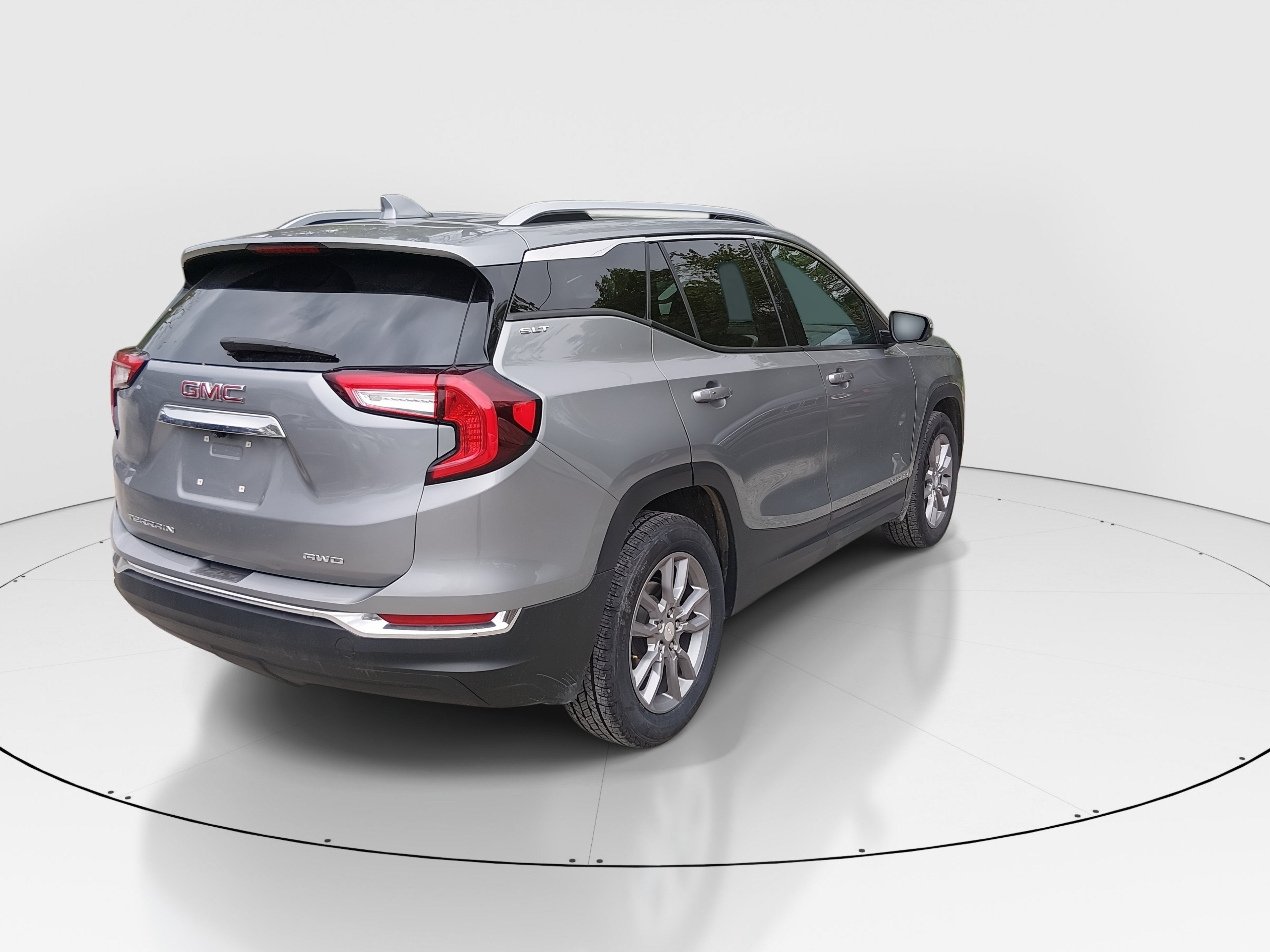 2024 GMC Terrain SLT - Photo 7