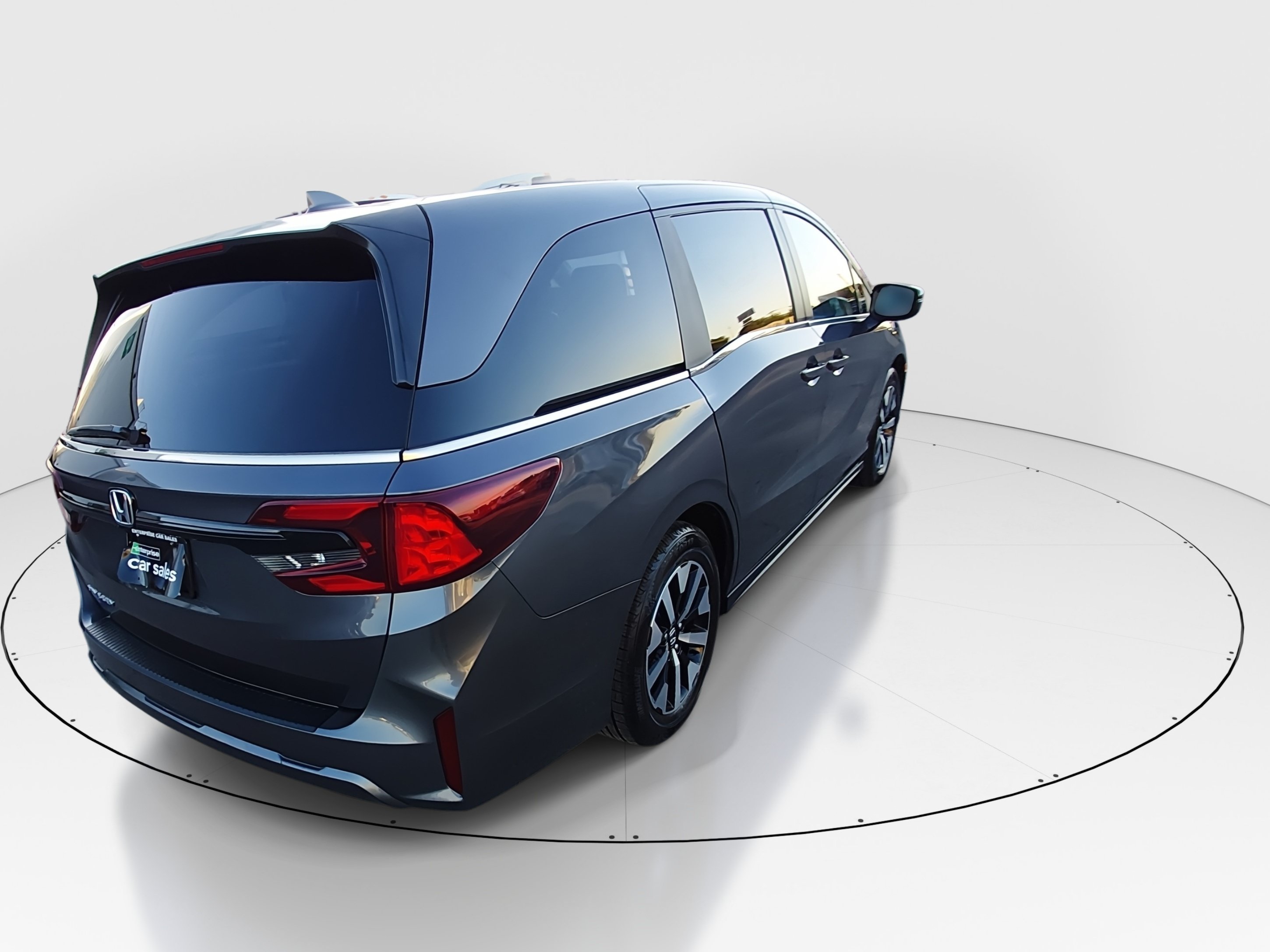 2025 Honda Odyssey EX-L - Photo 7