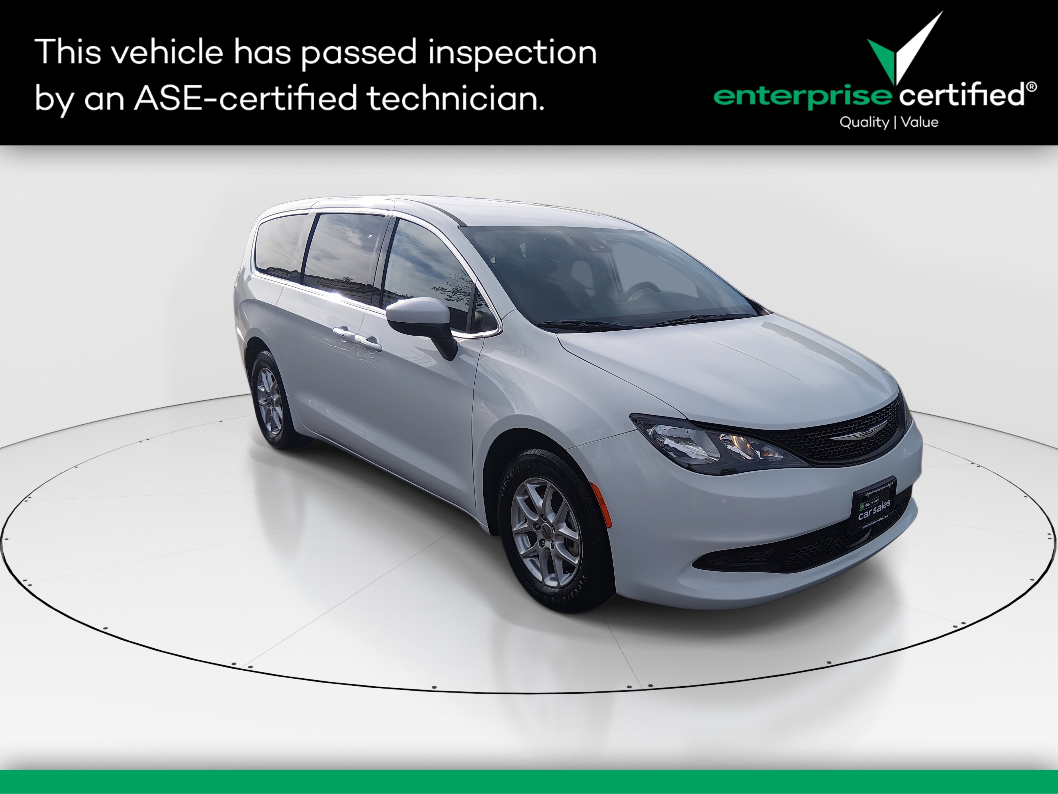 2023 Chrysler Voyager