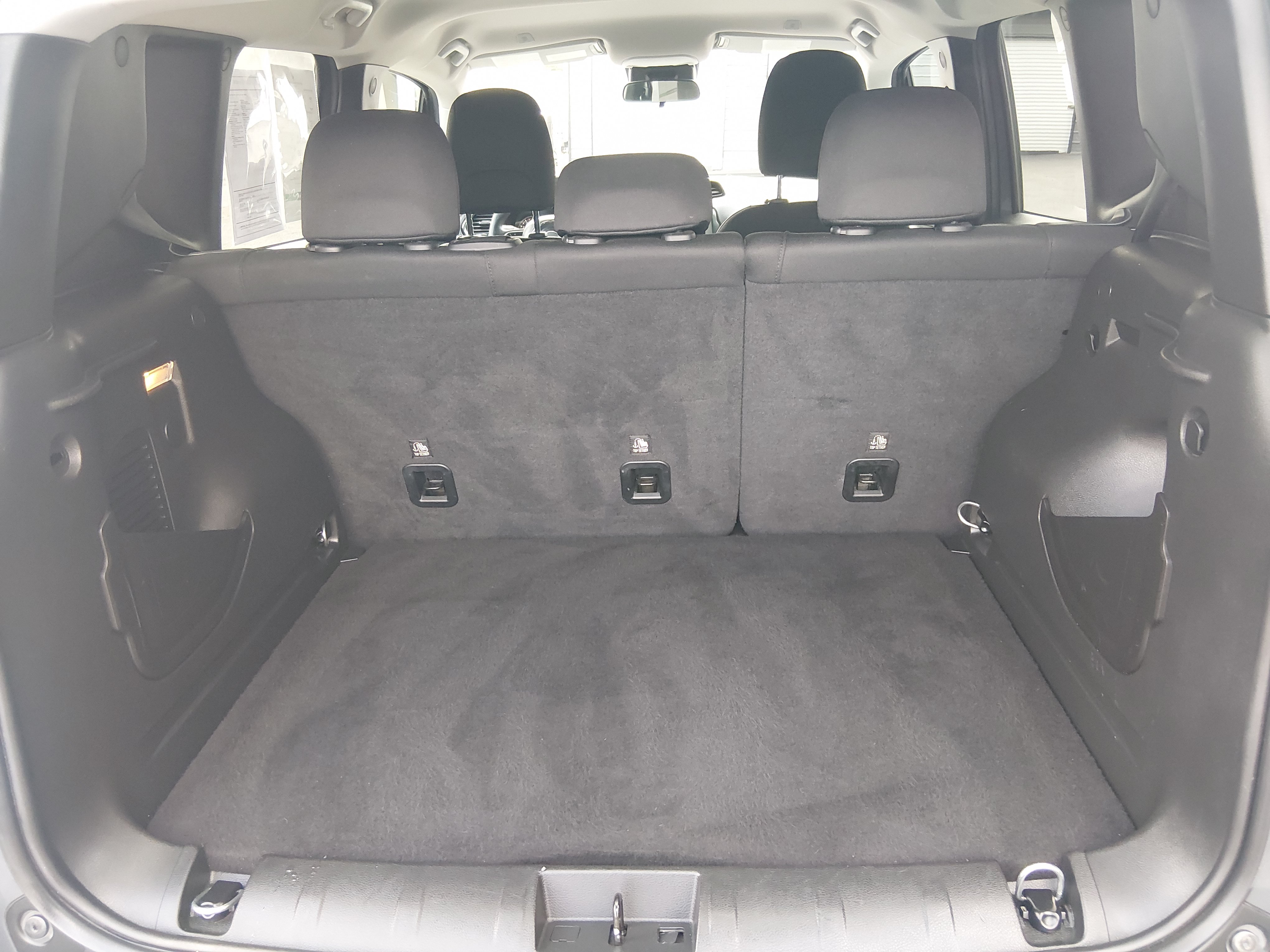 2023 Jeep Renegade Latitude - Photo 11