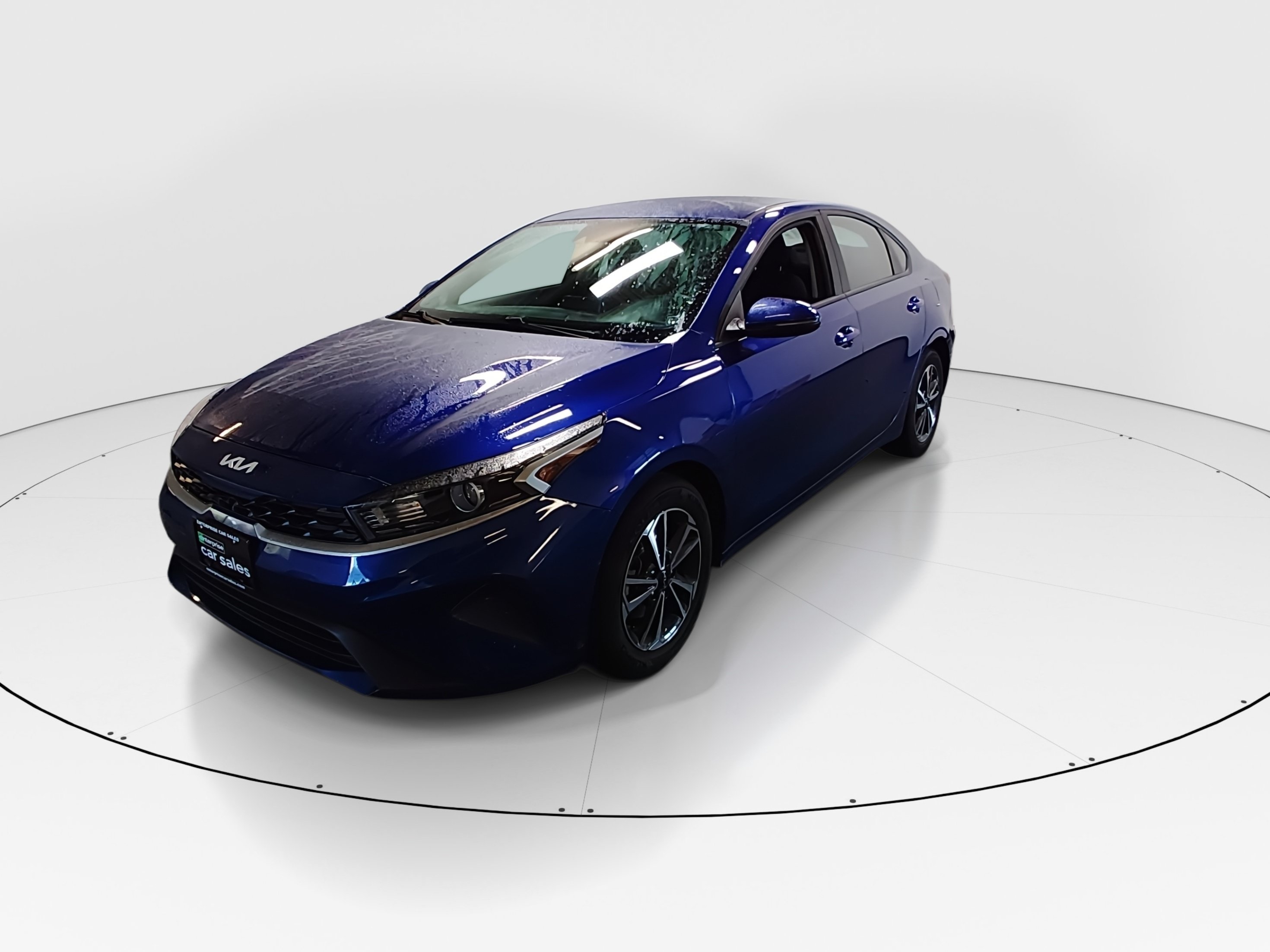 2024 Kia Forte LXS - Photo 3