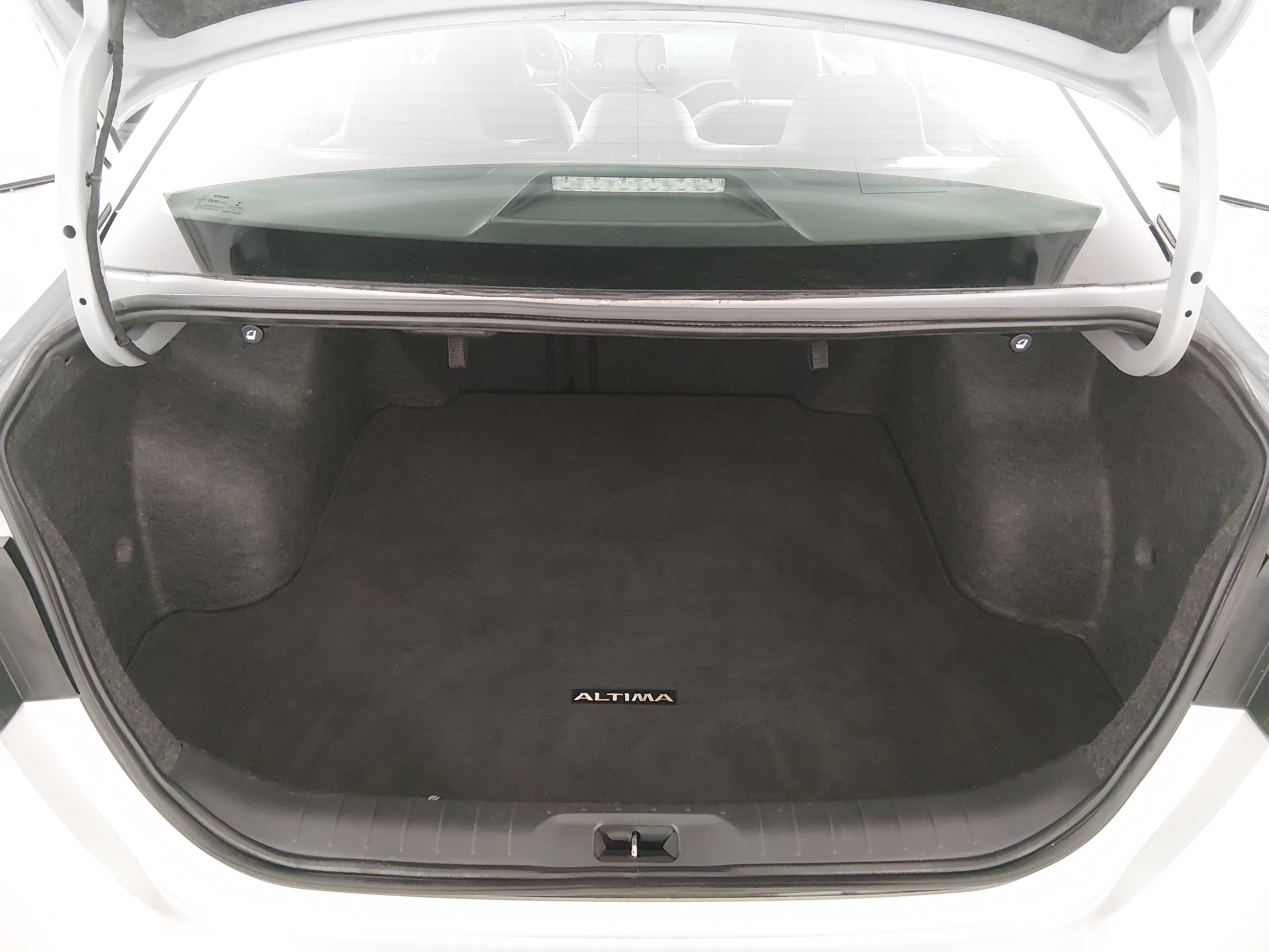 2024 Nissan Altima SV - Photo 11