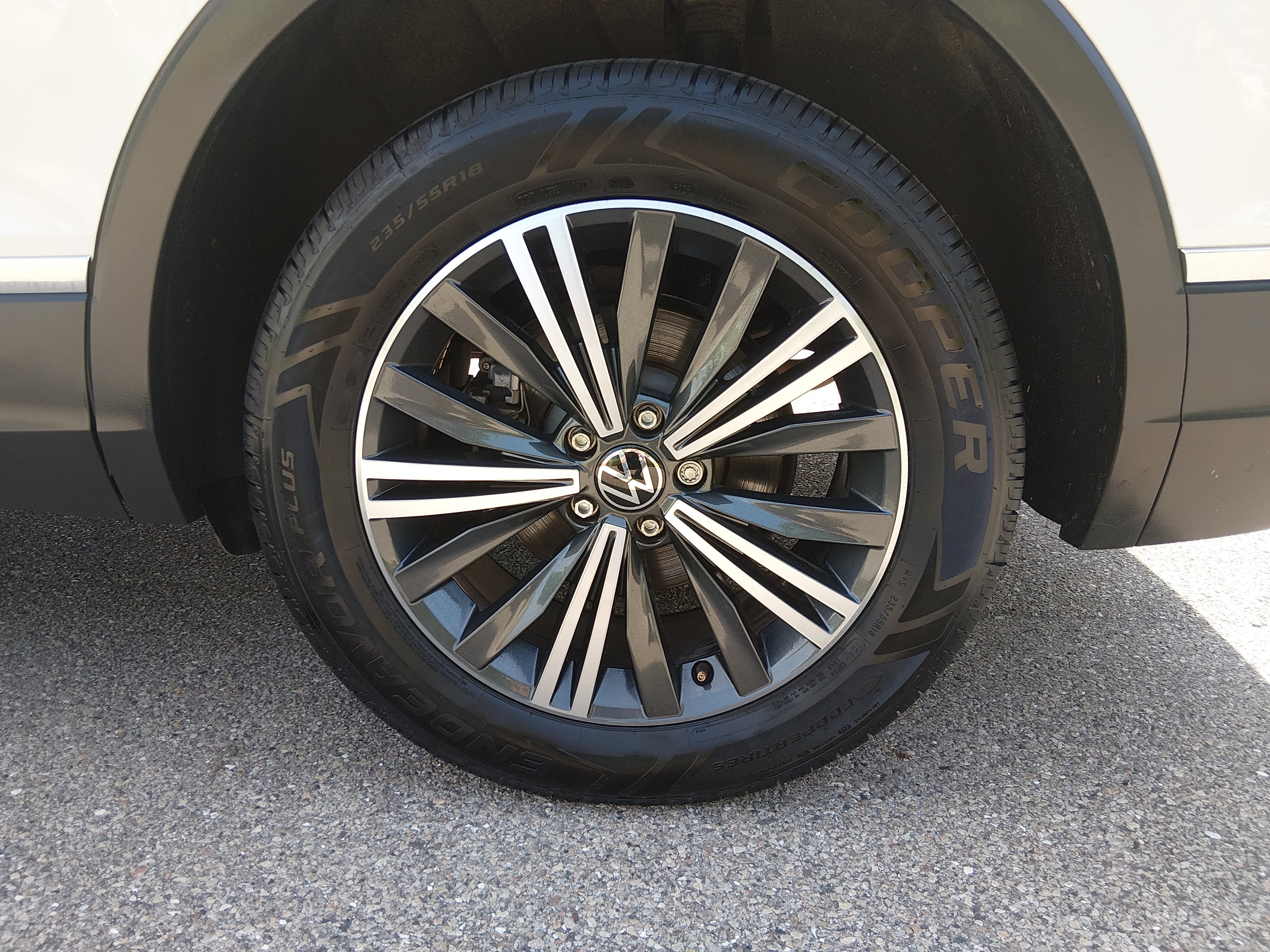 2024 Volkswagen Tiguan Wolfsburg Edition - Photo 10