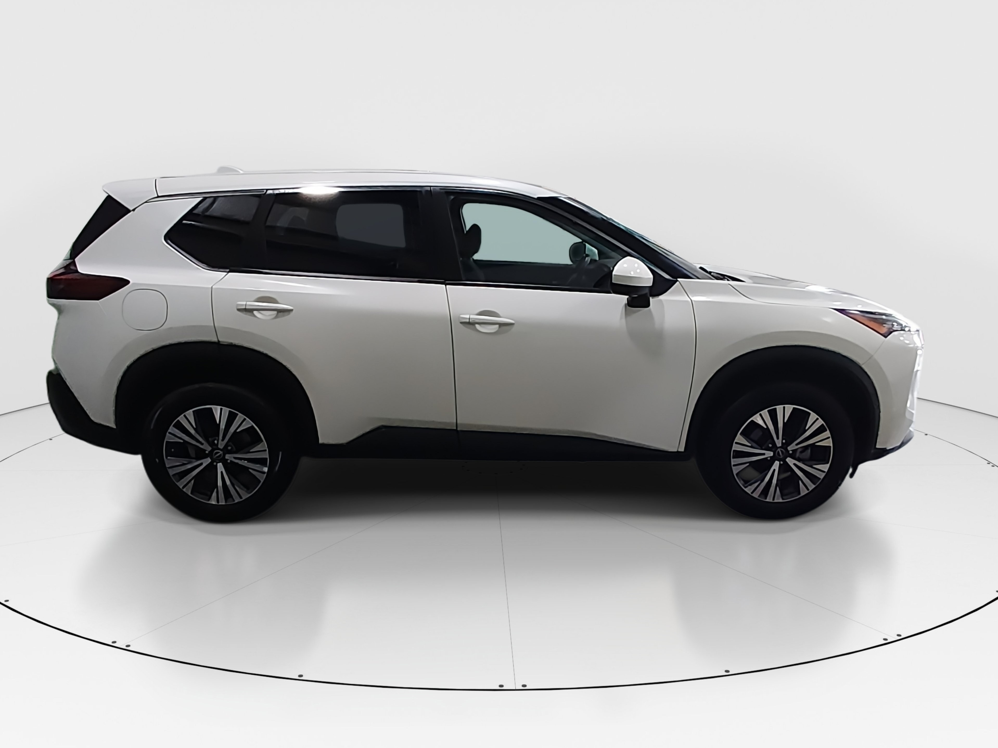 2023 Nissan Rogue SV - Photo 8