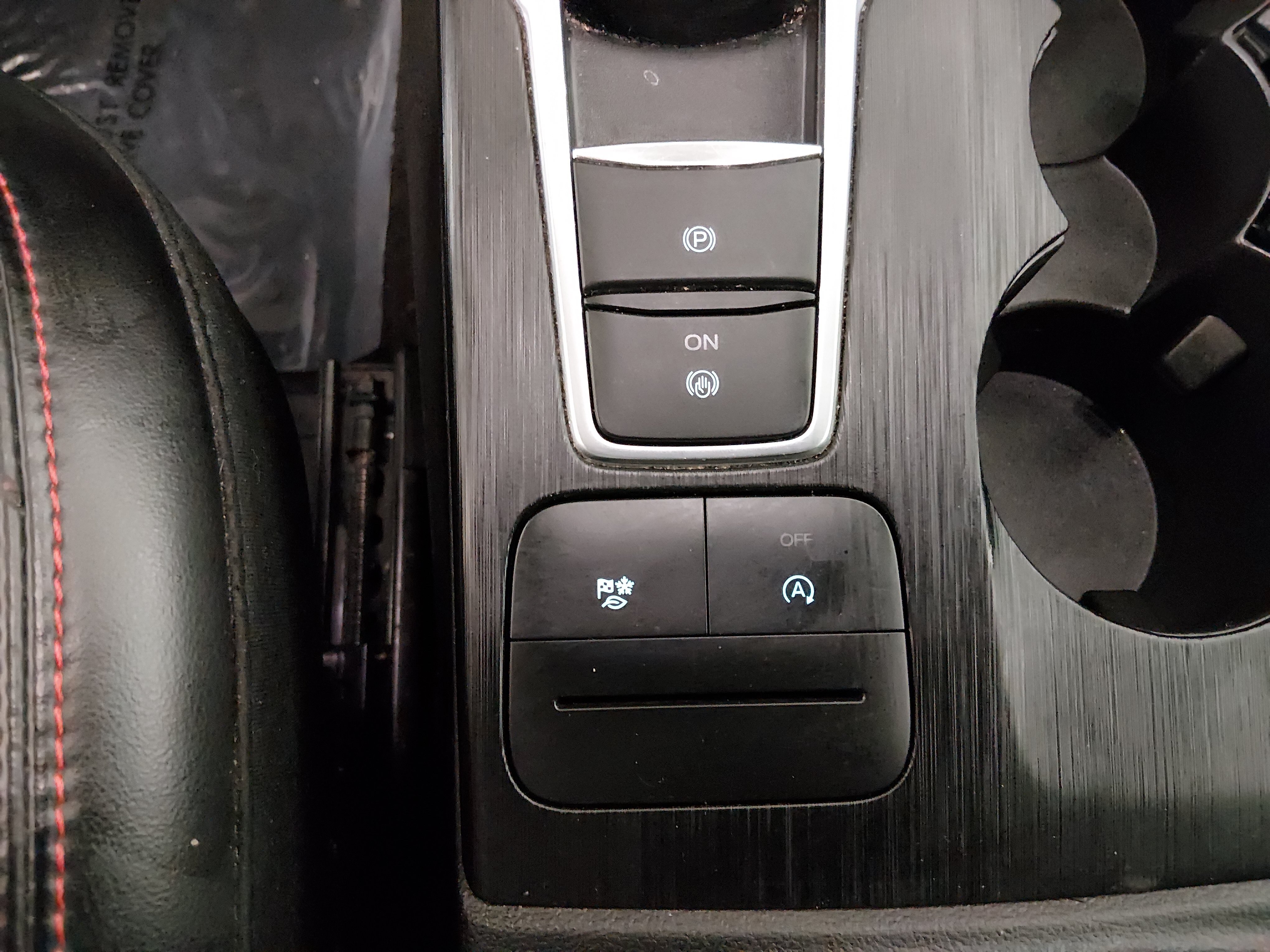 2024 Ford Escape ST-Line - Photo 18